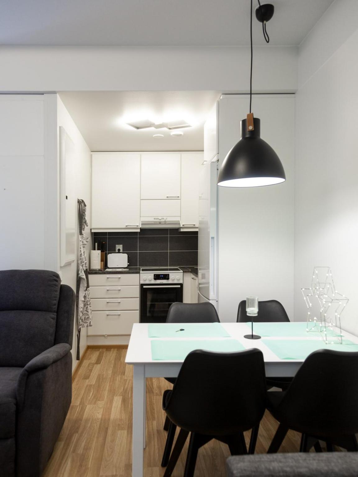 One-Bedroom Apartment - Photo 15
