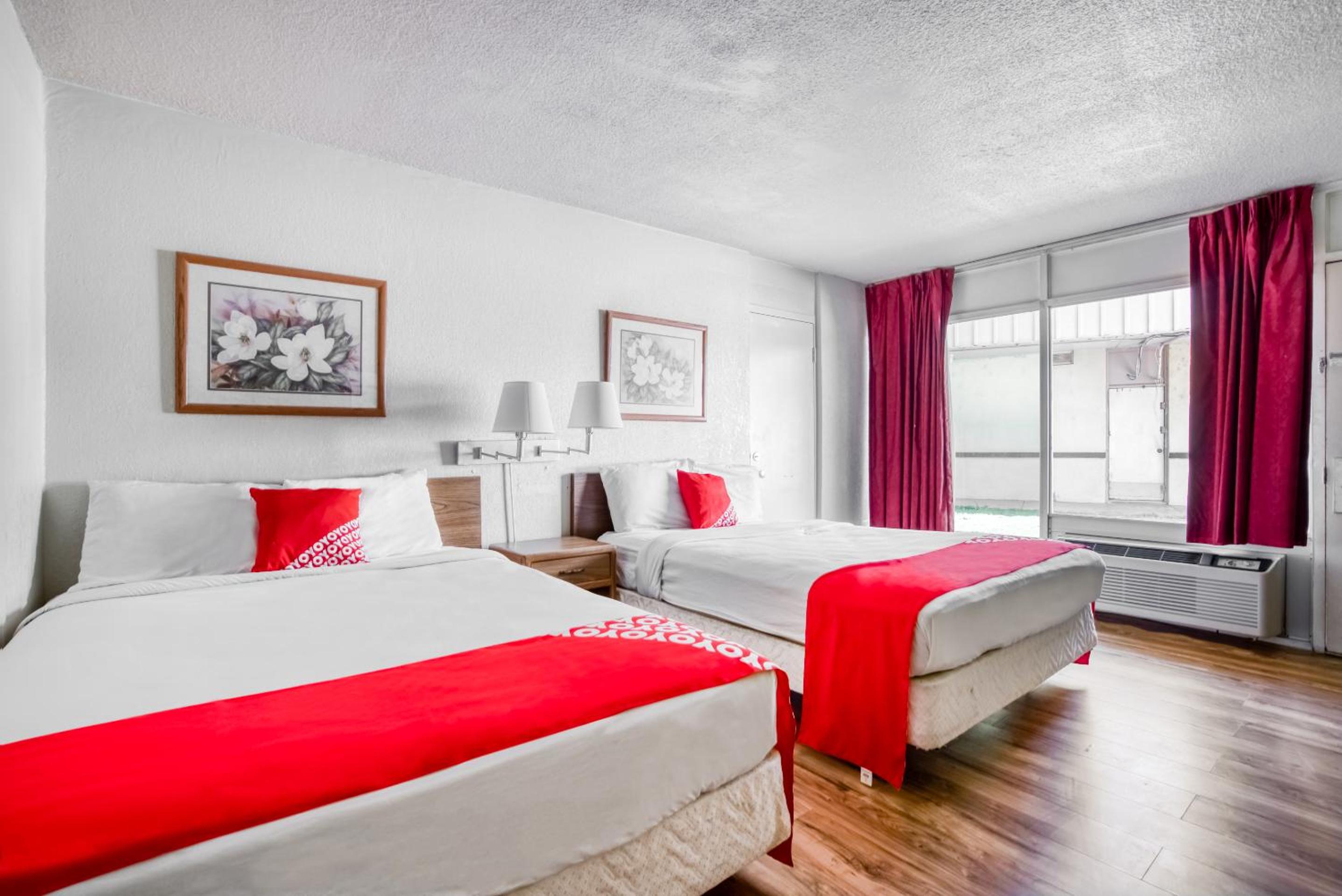 2 Queen Bed photo 3