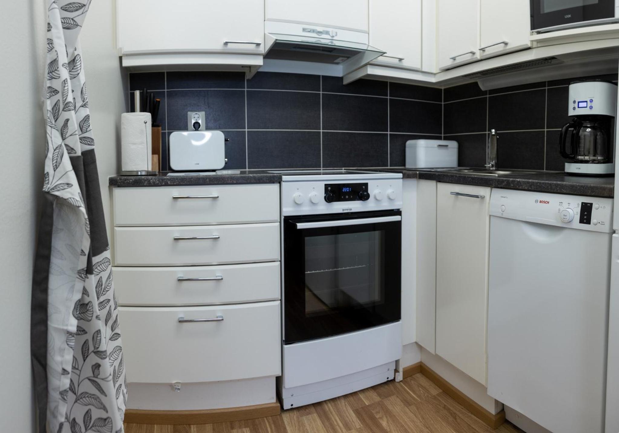 One-Bedroom Apartment - Photo 21