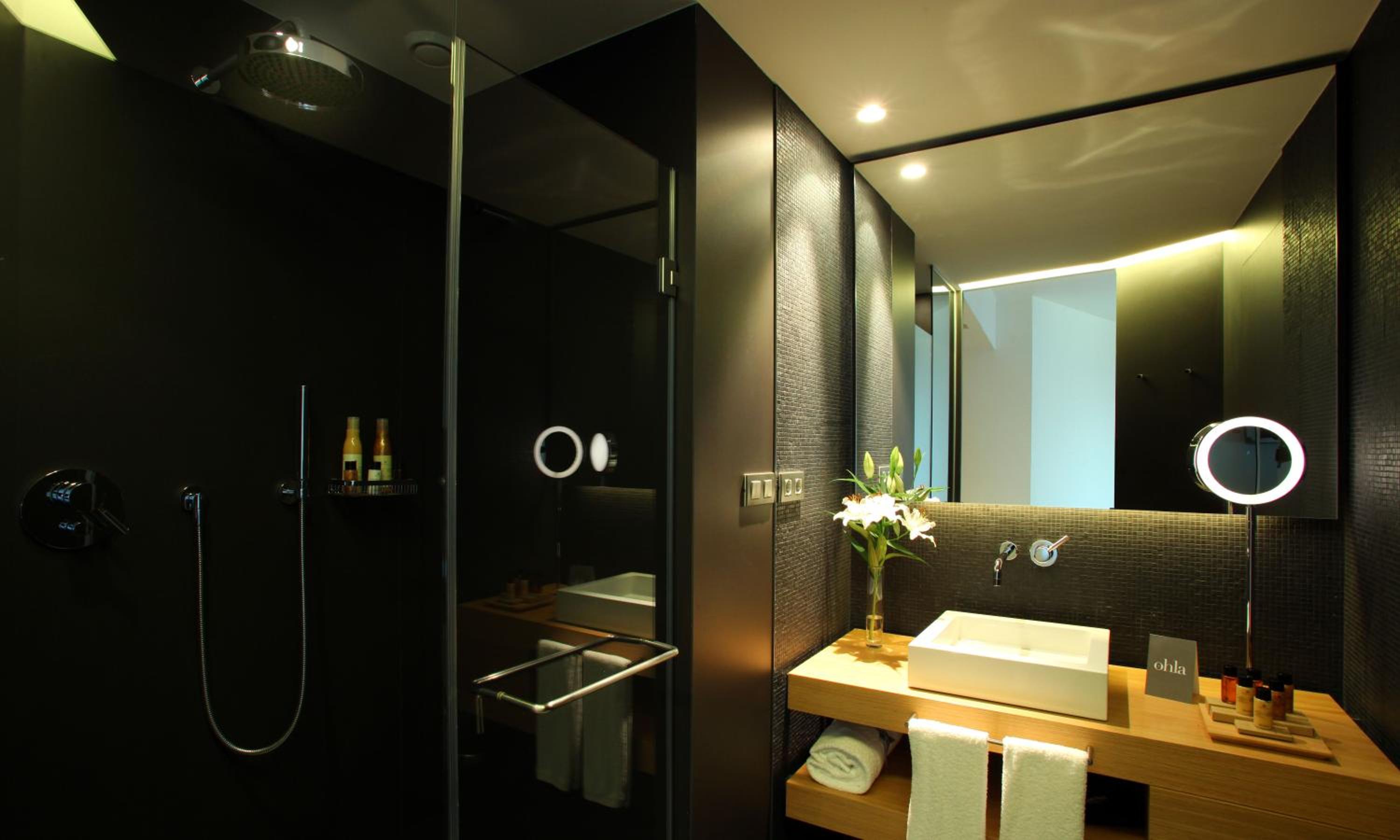 Standard Double or Twin Room (1-2 Adults)