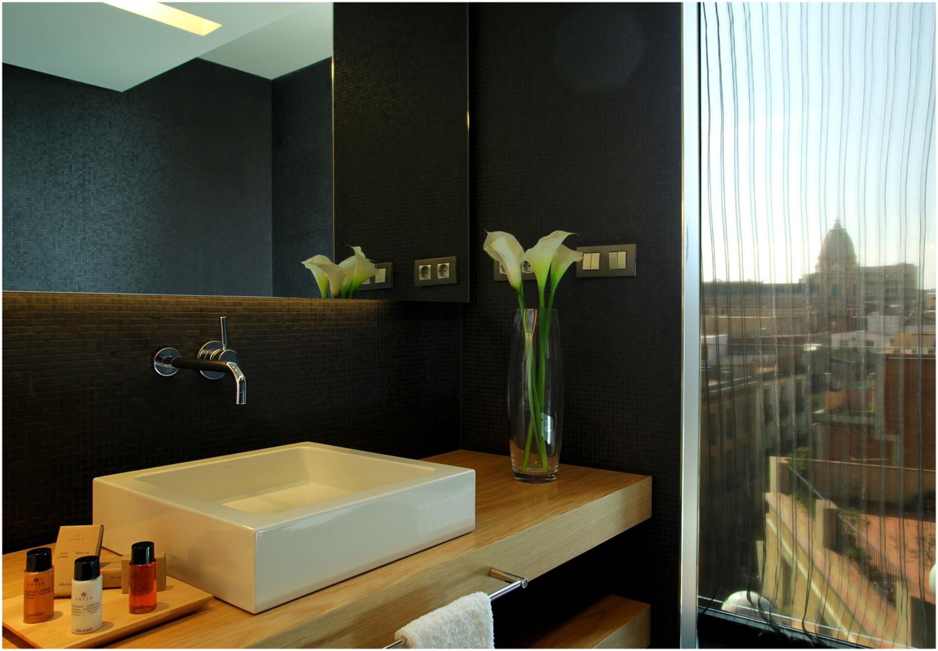 Standard Double or Twin Room (1-2 Adults)