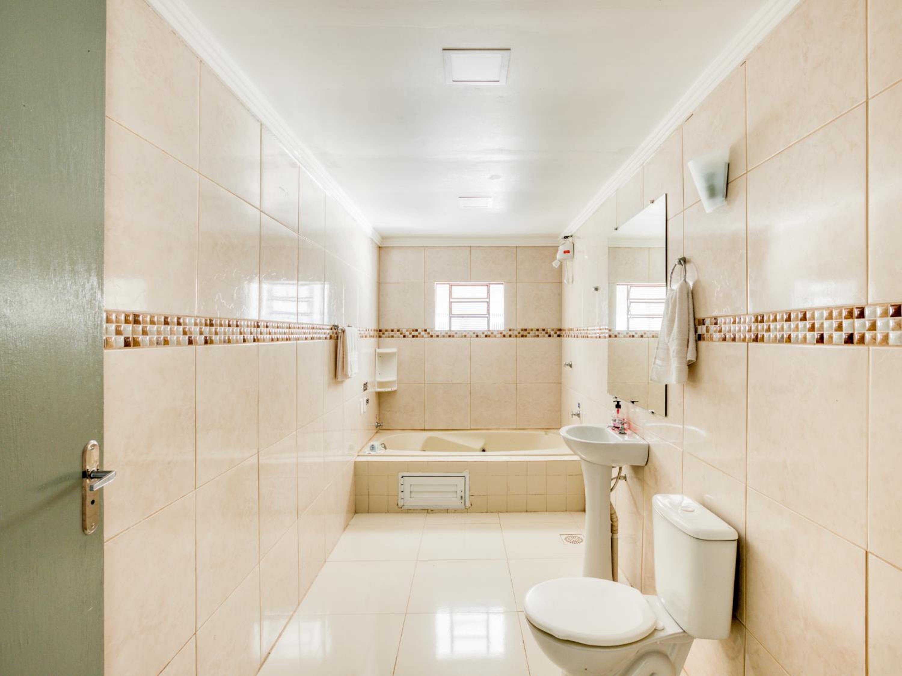Superior Quadruple Room photo 3