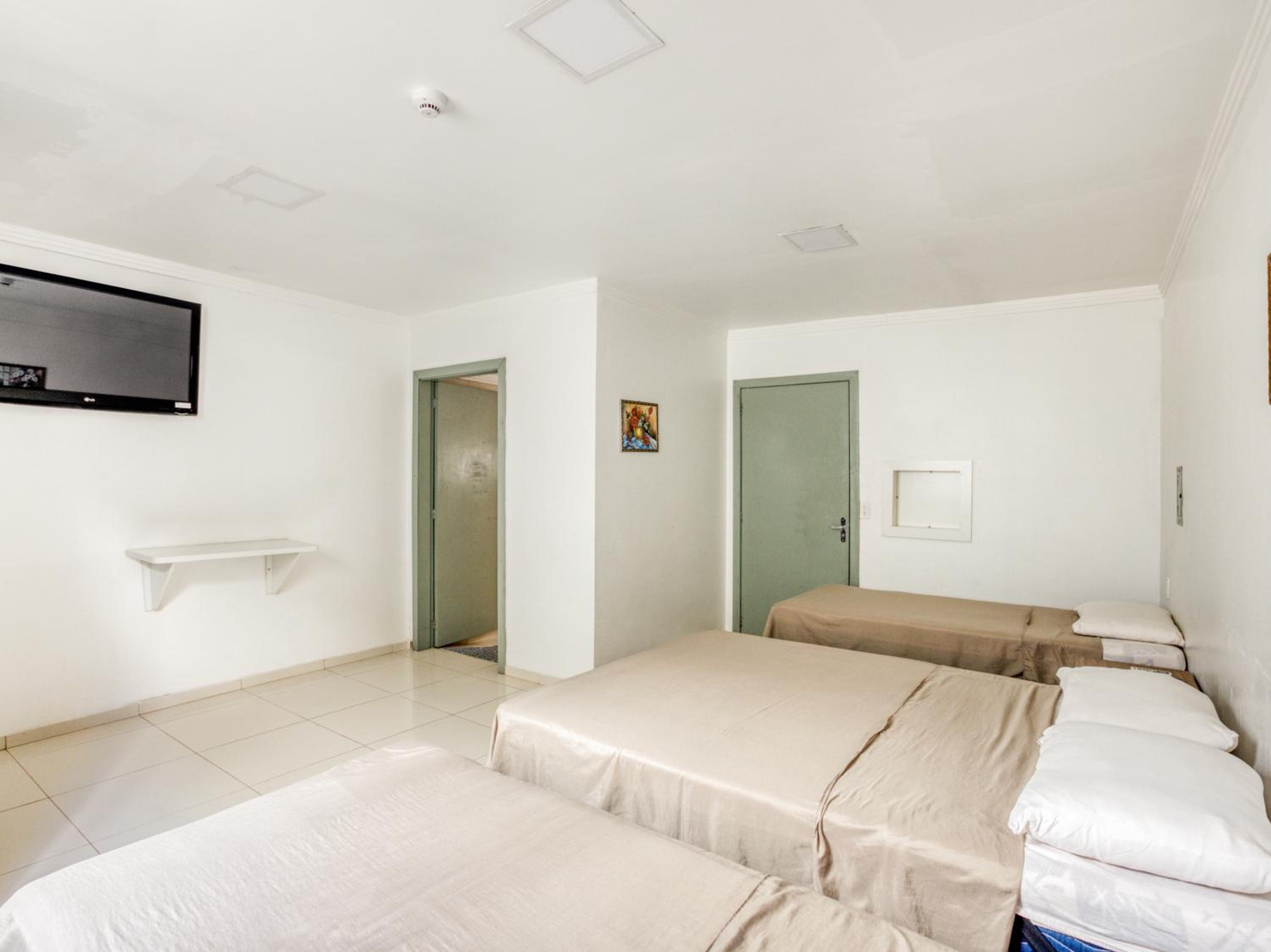 Superior Quadruple Room photo 2