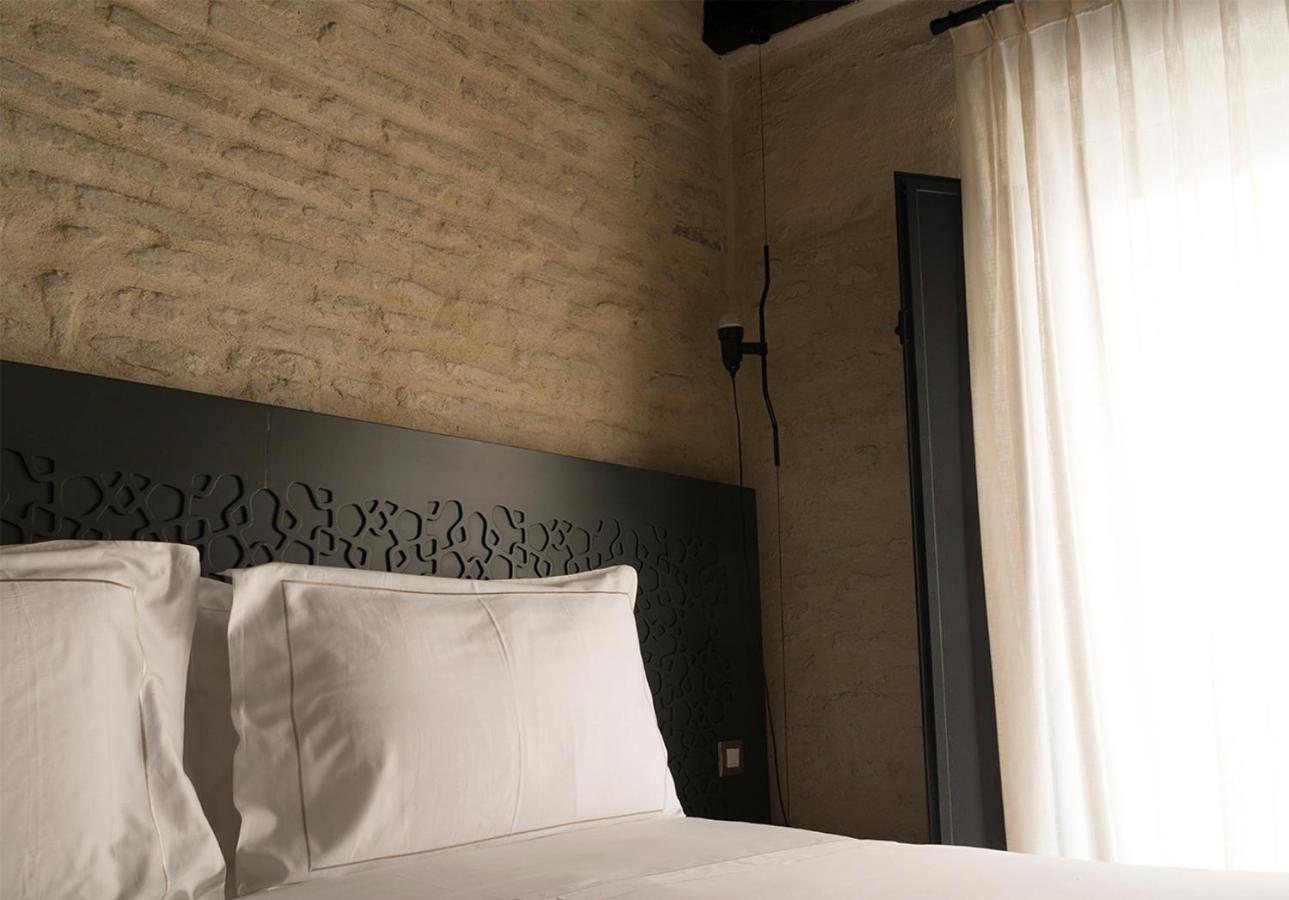 Suite with View - Photo 5