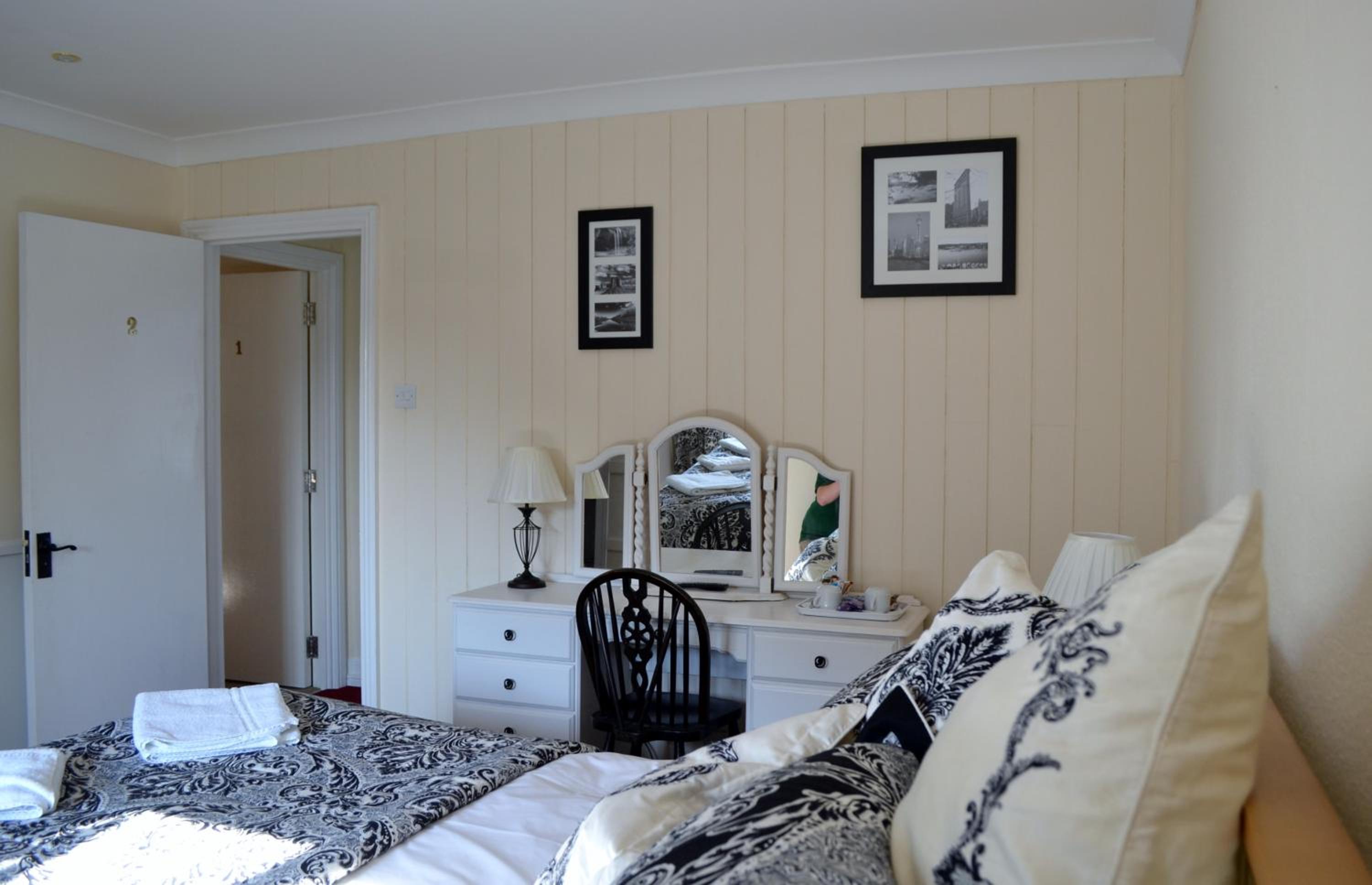 Standard Double Room photo 2