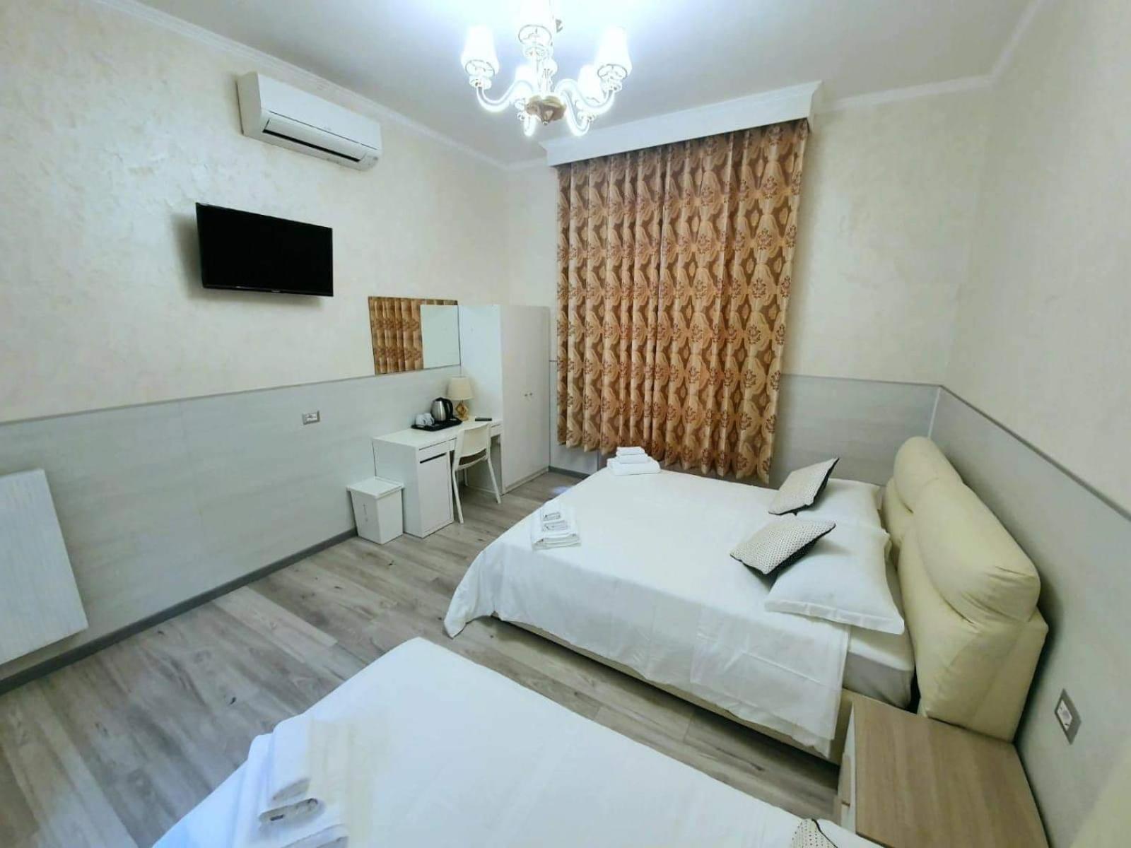 Luxury Triple Room photo 2