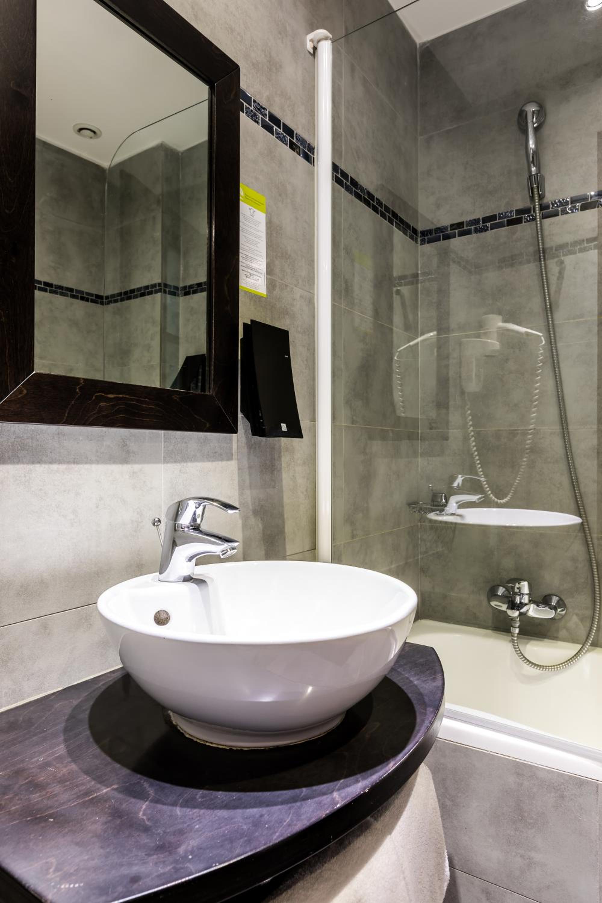 Superior Double Room - Photo 6