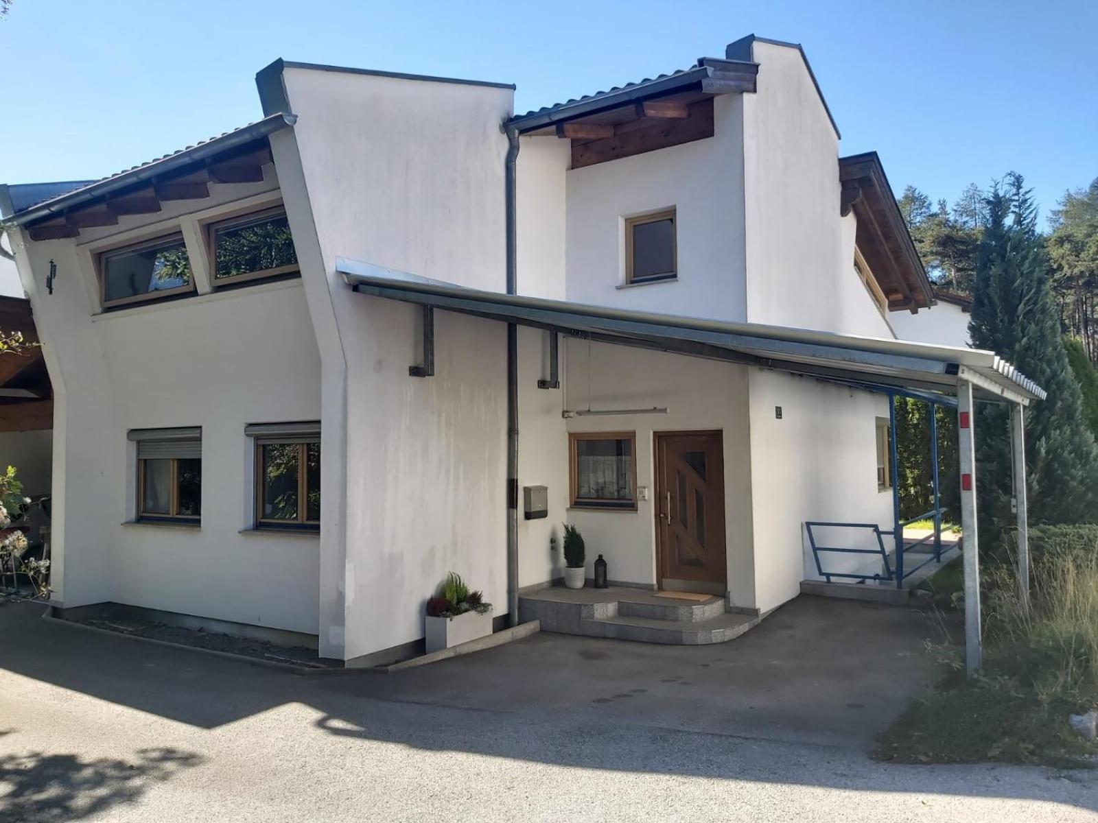 Apartment - Split Level photo 2