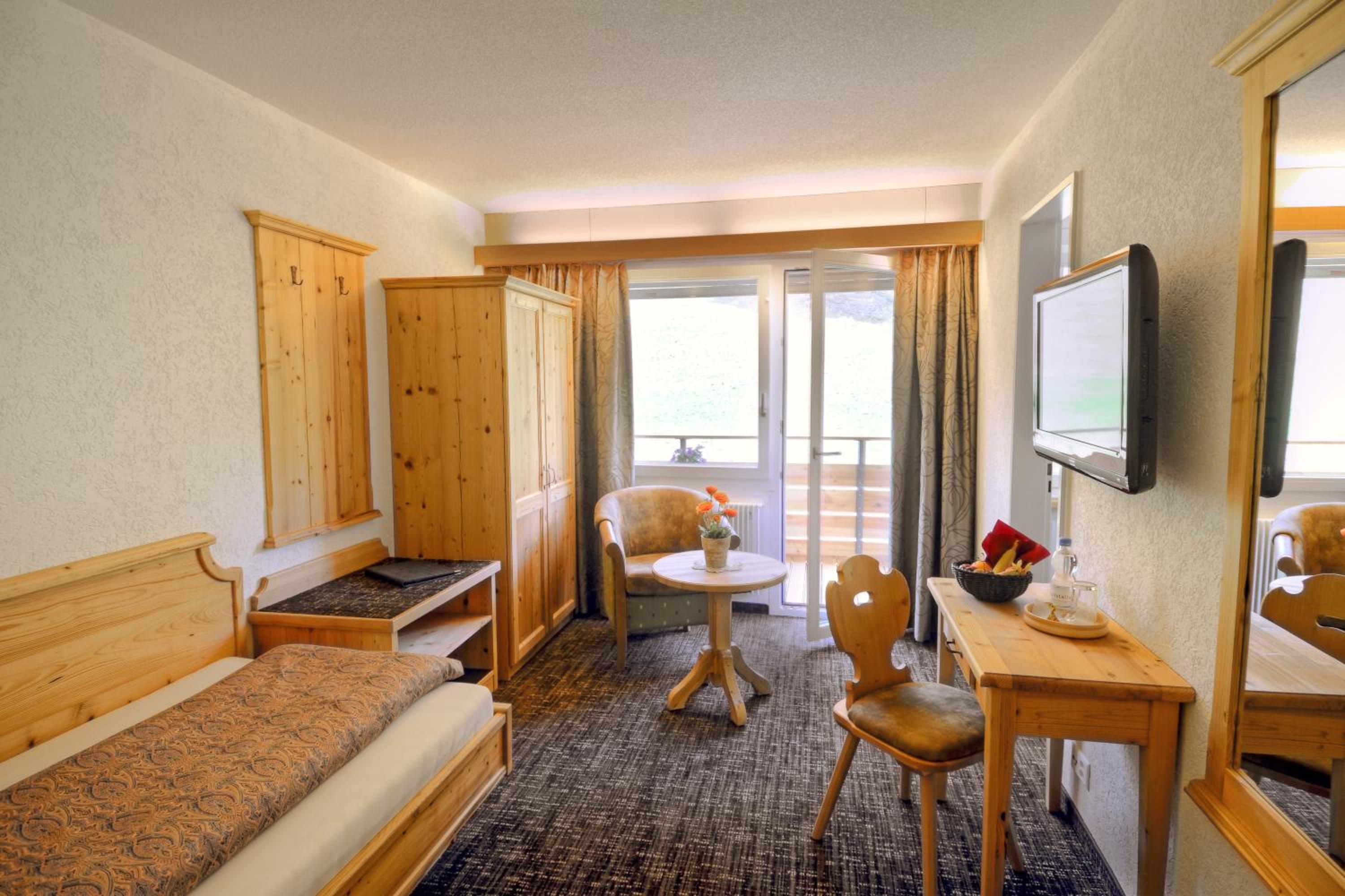 Single Room photo 3