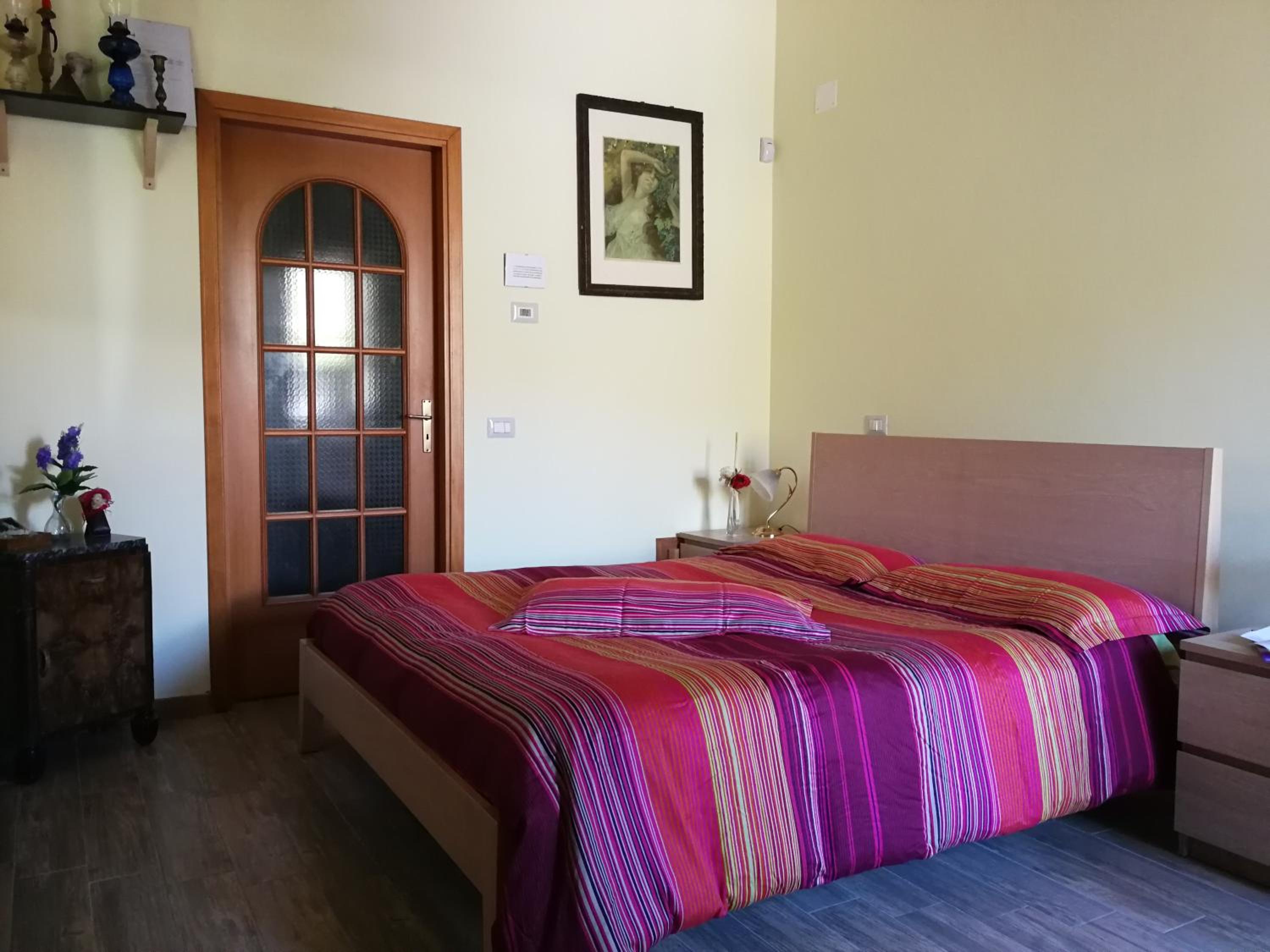 King Room with Mountain View photo 2