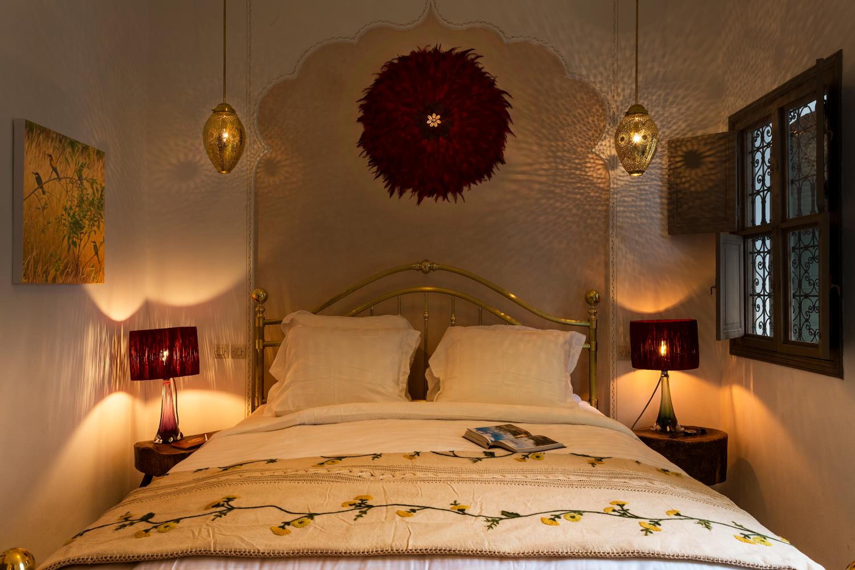Deluxe Double Room with Shower - Photo 7