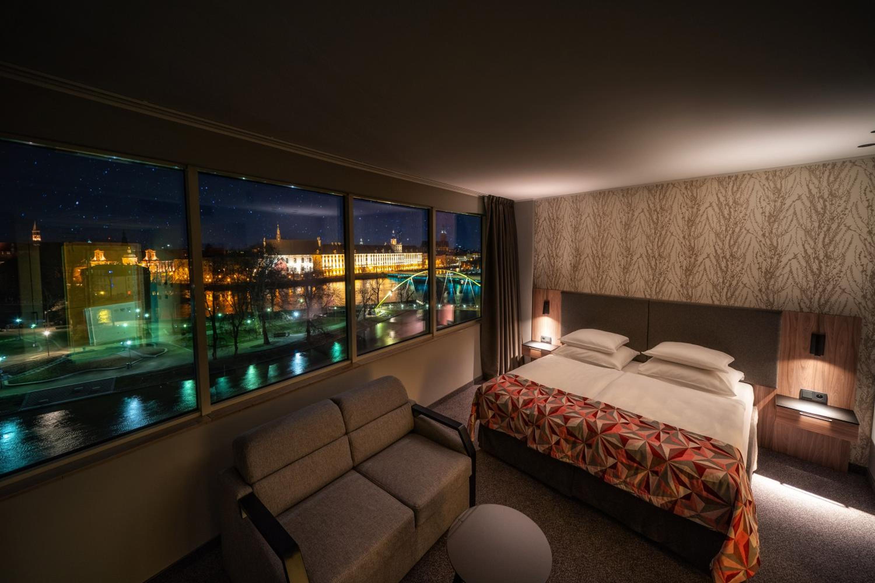 Superior Double Room - Photo 1