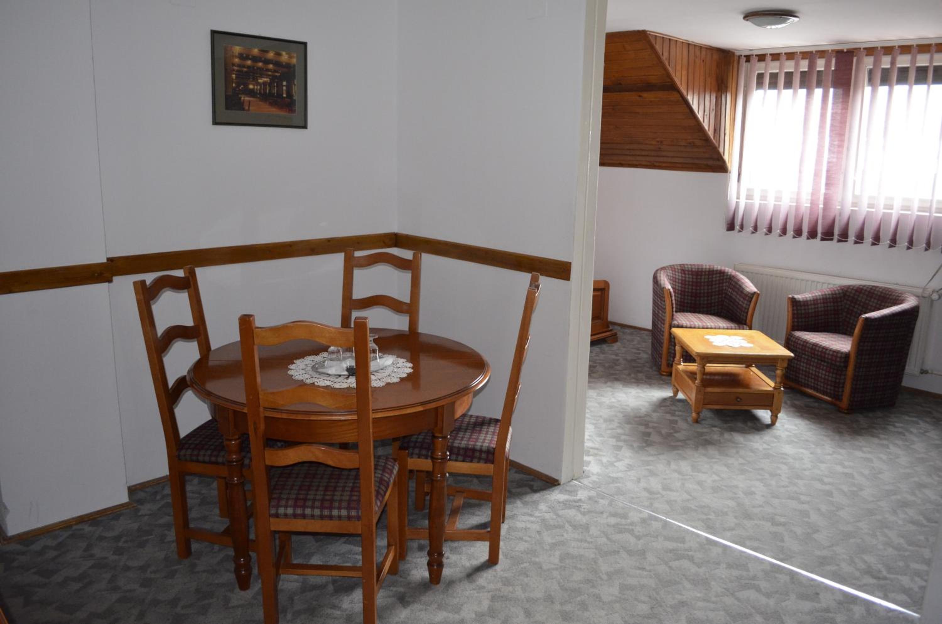 Suite - Photo 5