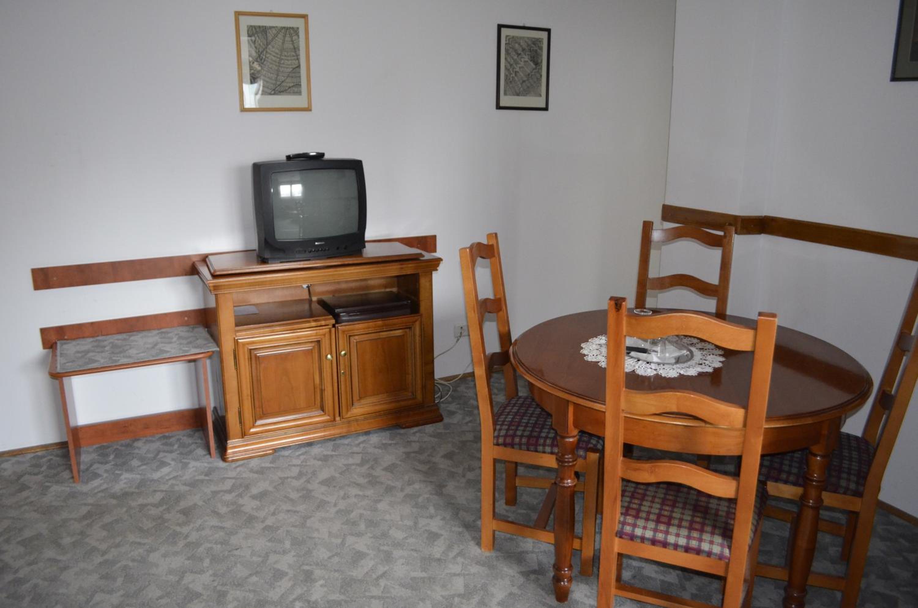 Suite - Photo 4
