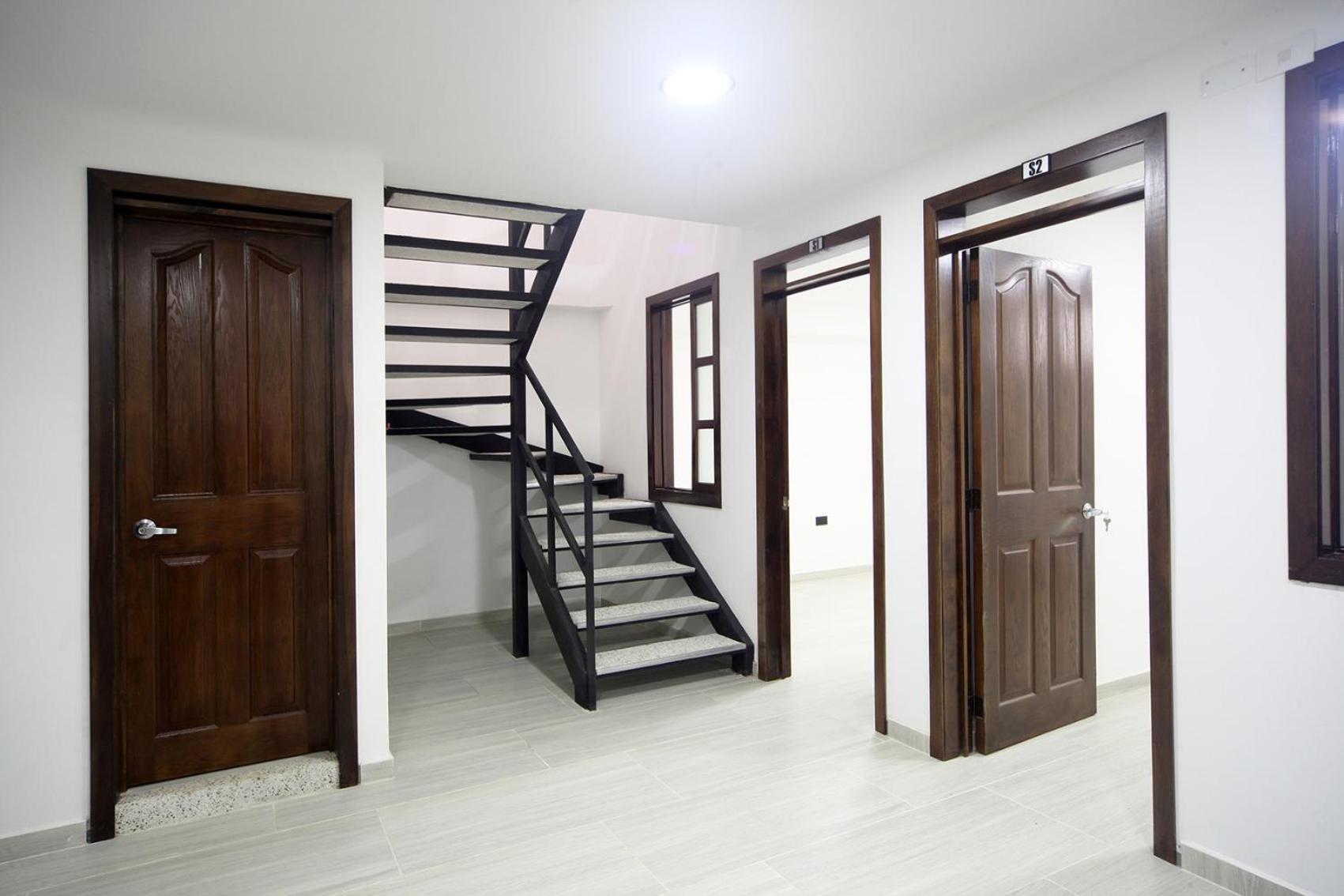 Basic Triple Room with Shared Bathroom photo 2