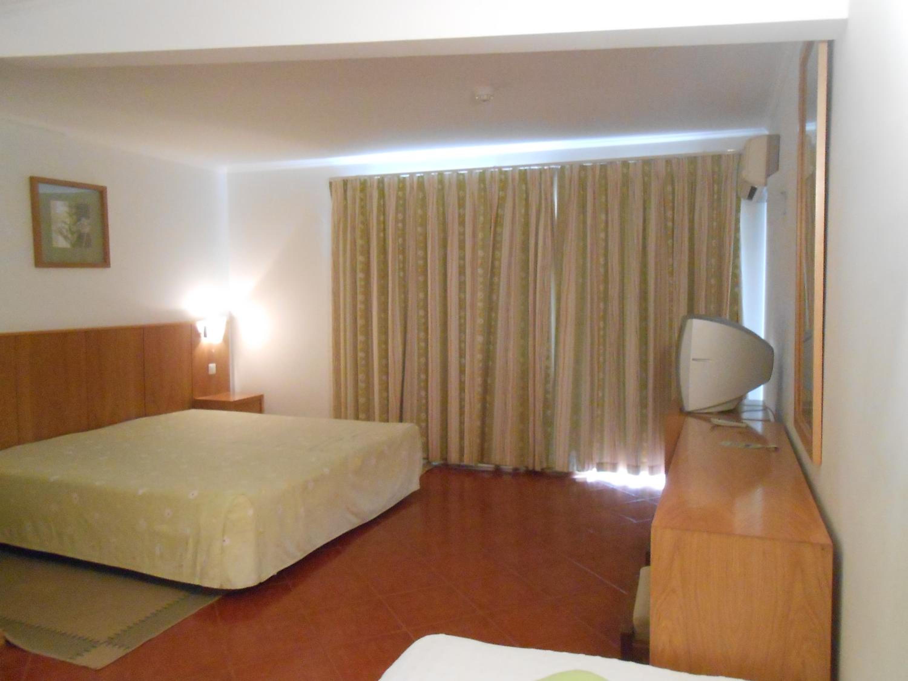 Superior Double or Twin Room - Photo 1