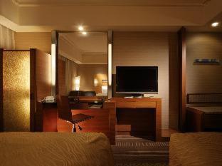 Corner Deluxe Twin Room - Non-Smoking  - Photo 11