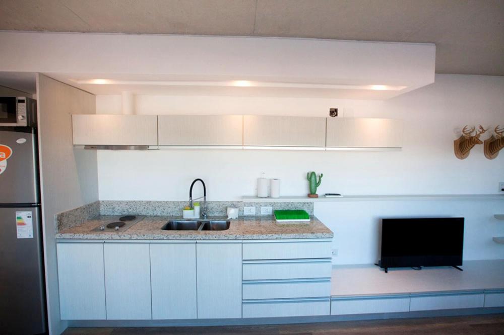 Apartment with Balcony photo 3