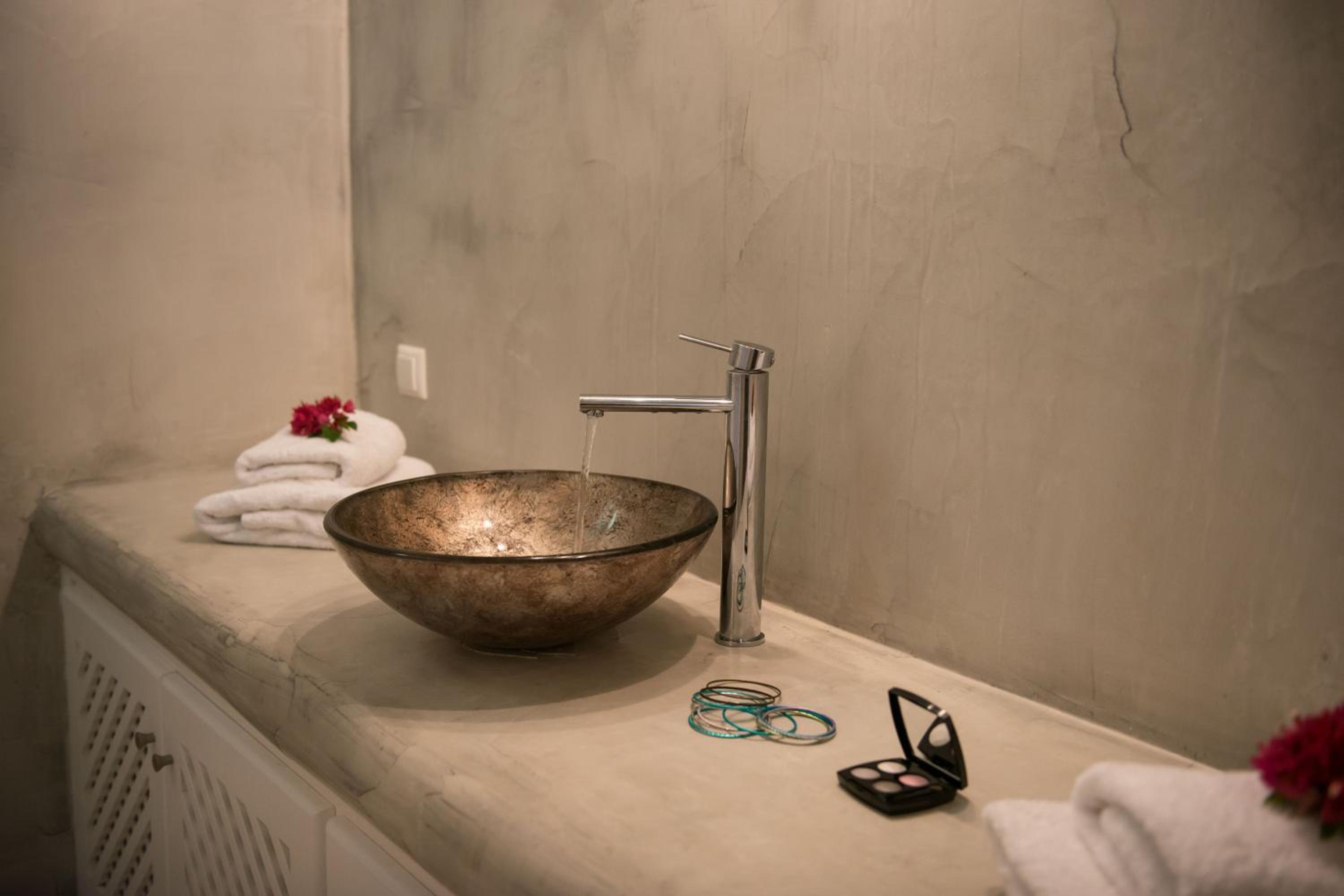 Apartment (3 Adults) photo 3