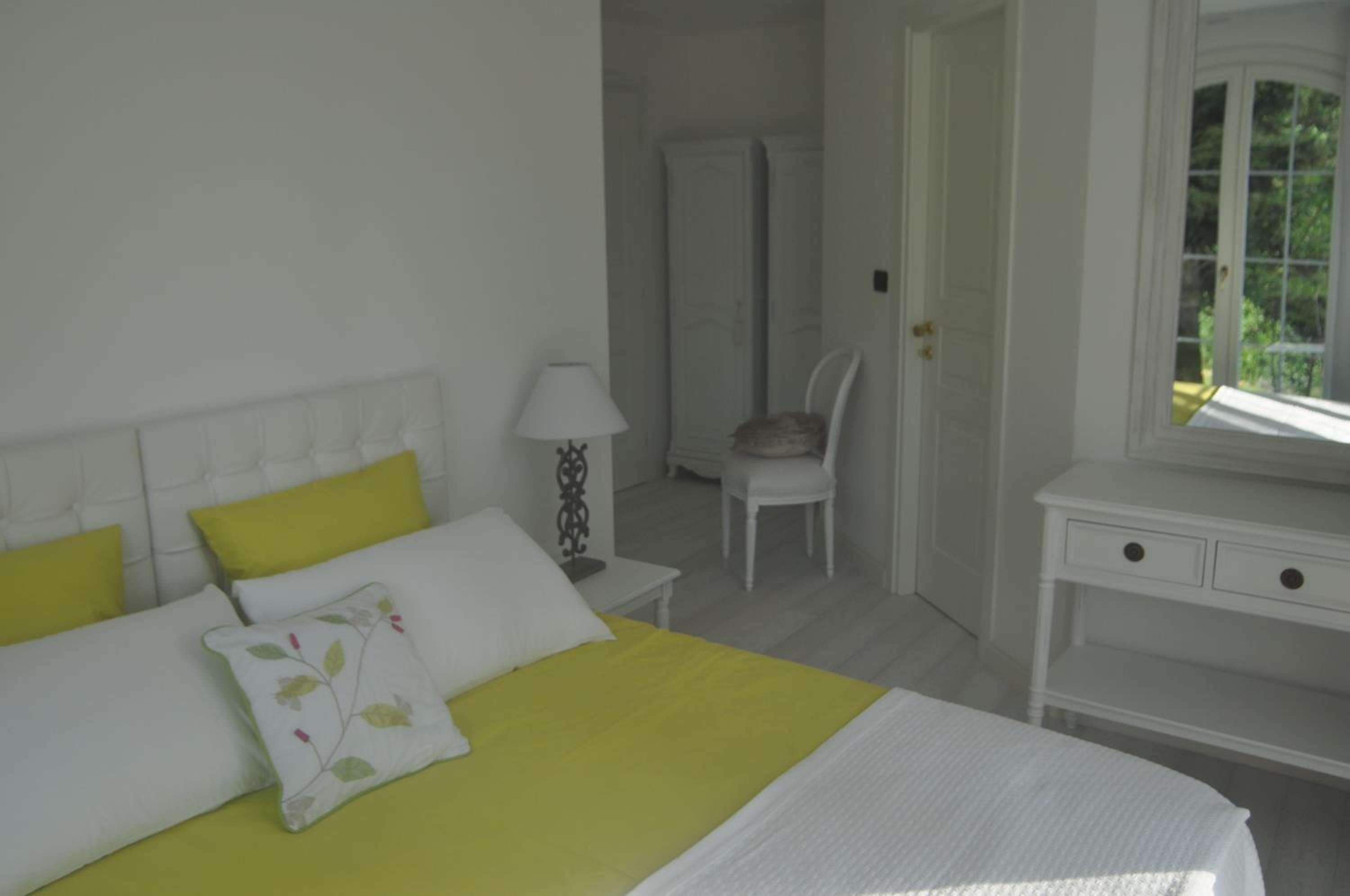 Small Double Room photo 1