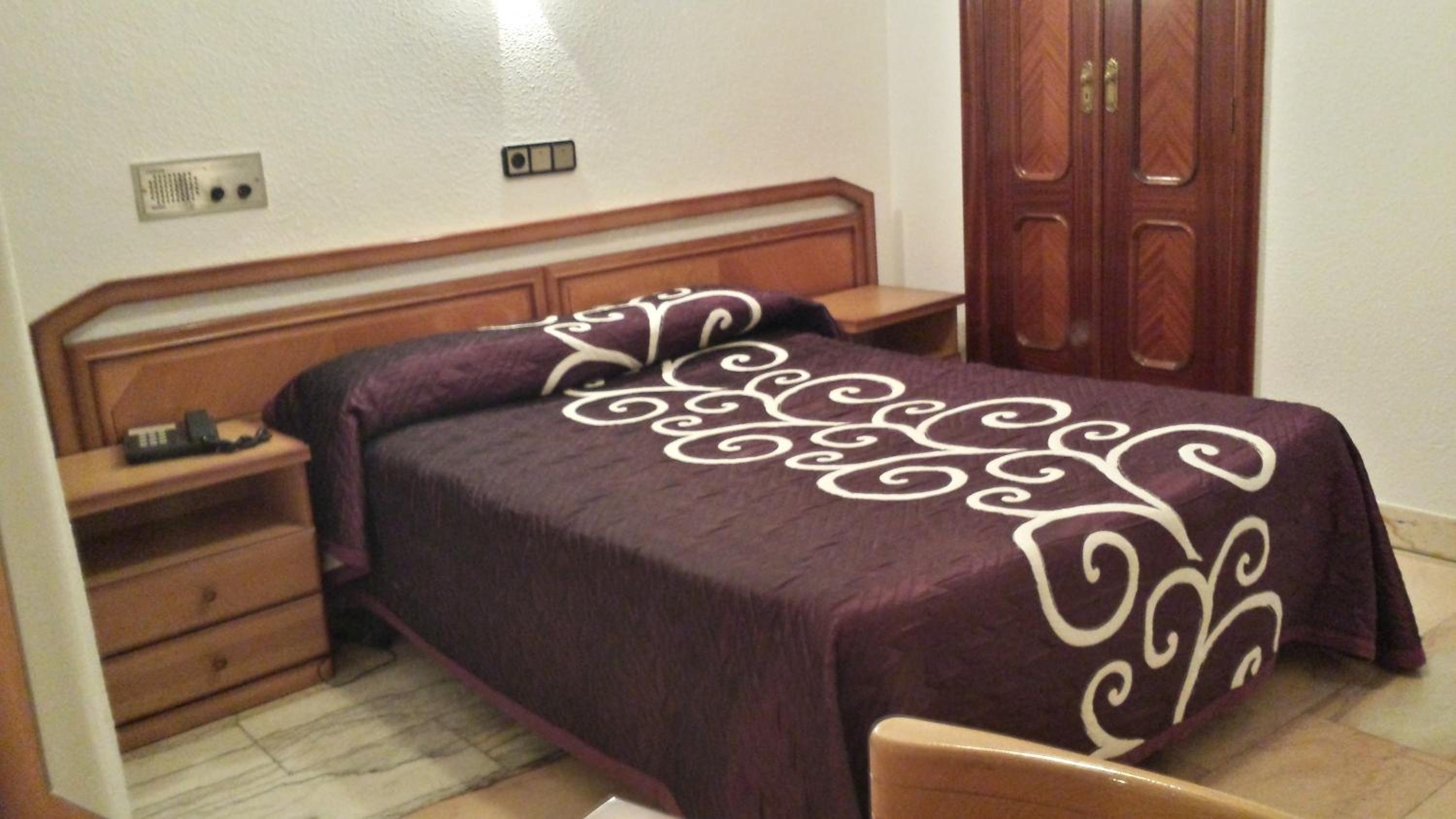 Double or Twin Room photo 3