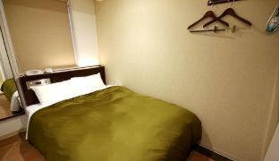 Single Room (Female Only) - Non-Smoking - Photo 1