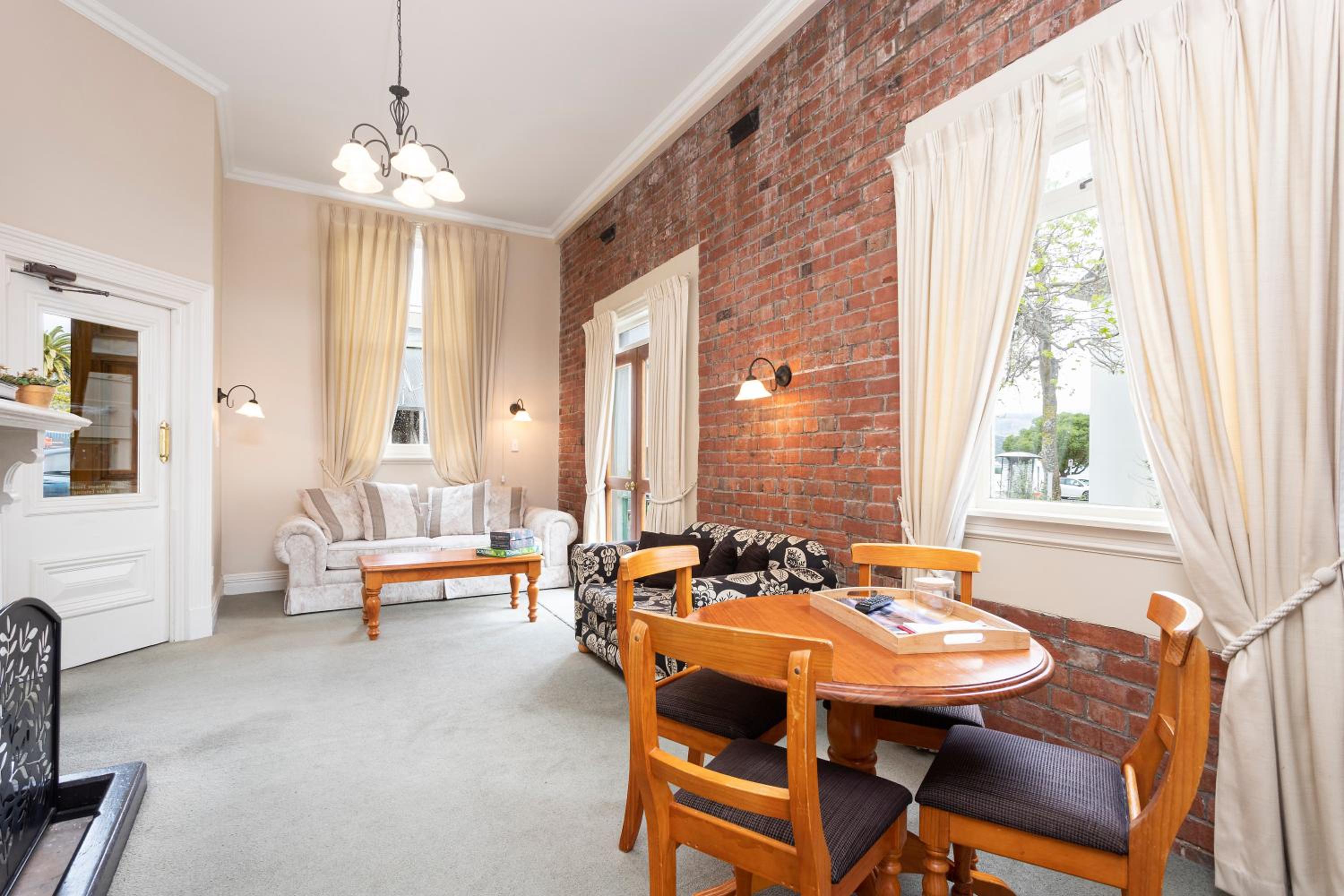 Superior Apartment - Photo 2