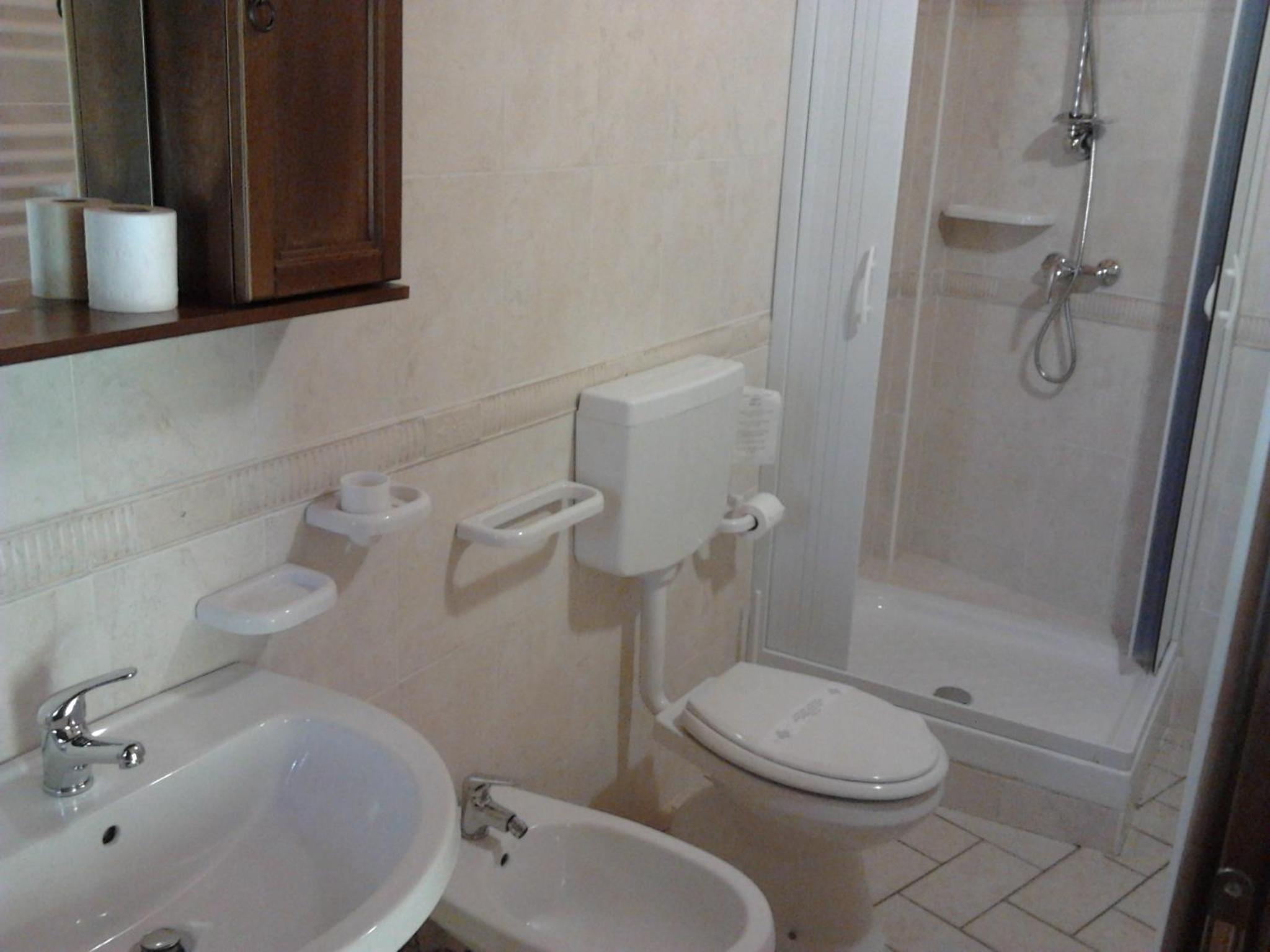 Triple Room - Photo 23