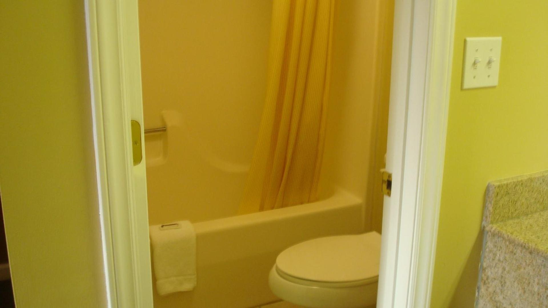 Double Room with Two Double Beds photo 3