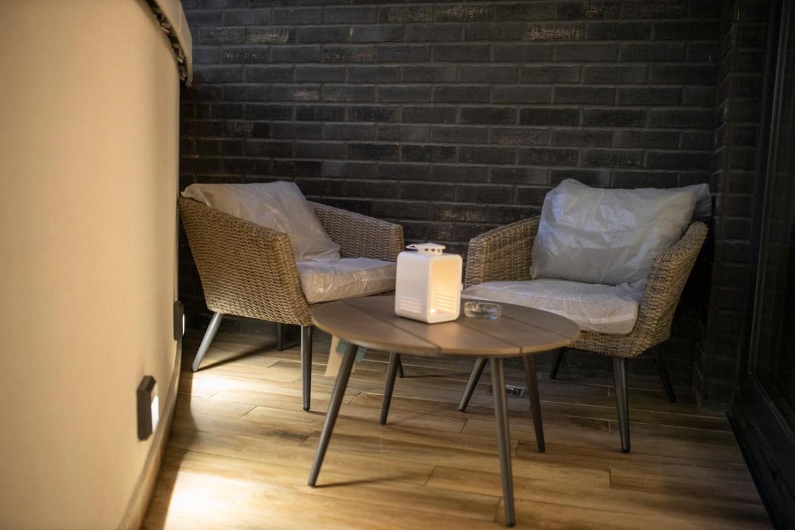 One-Bedroom Apartment - Photo 8