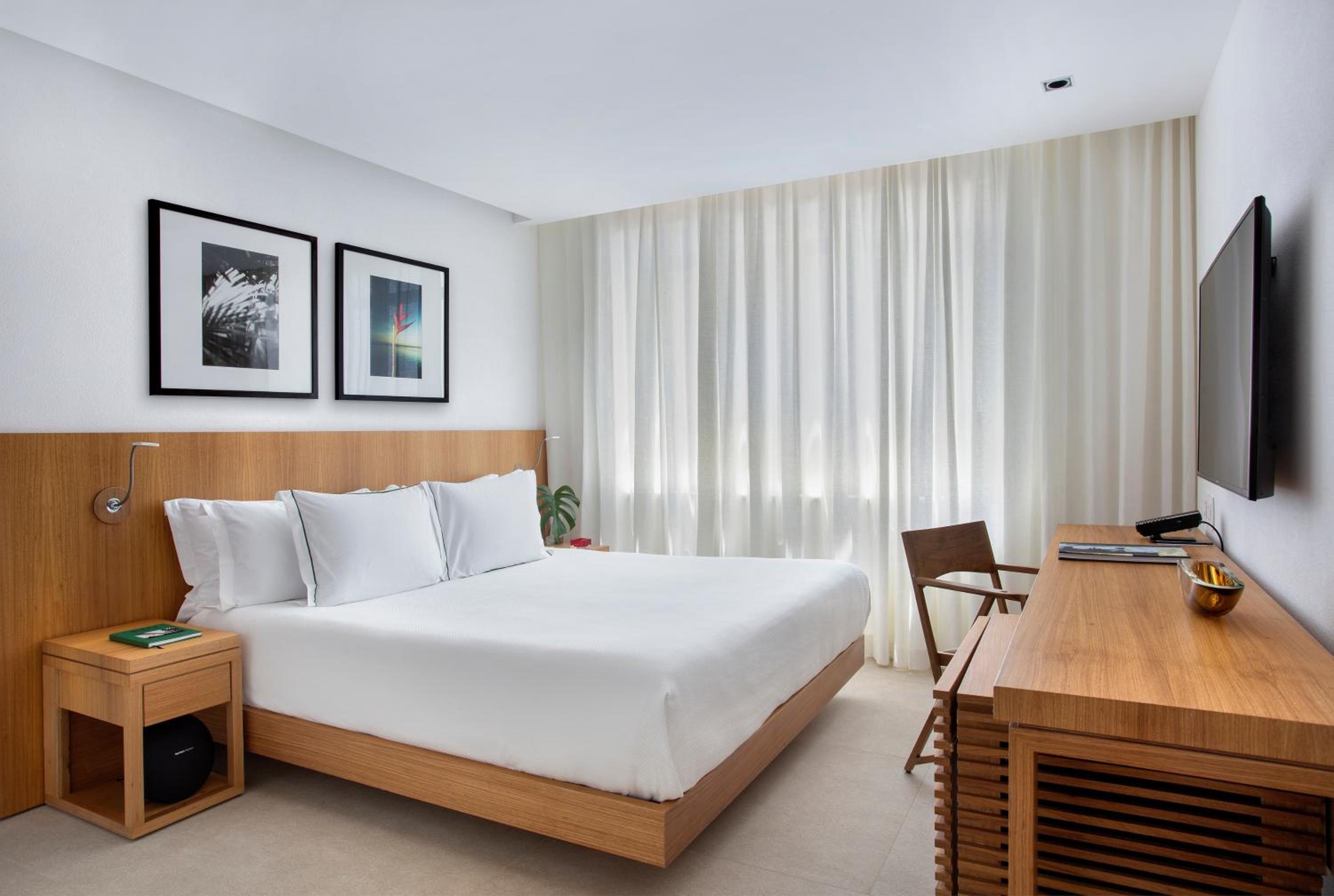 Superior Room (The Room) - Photo 3