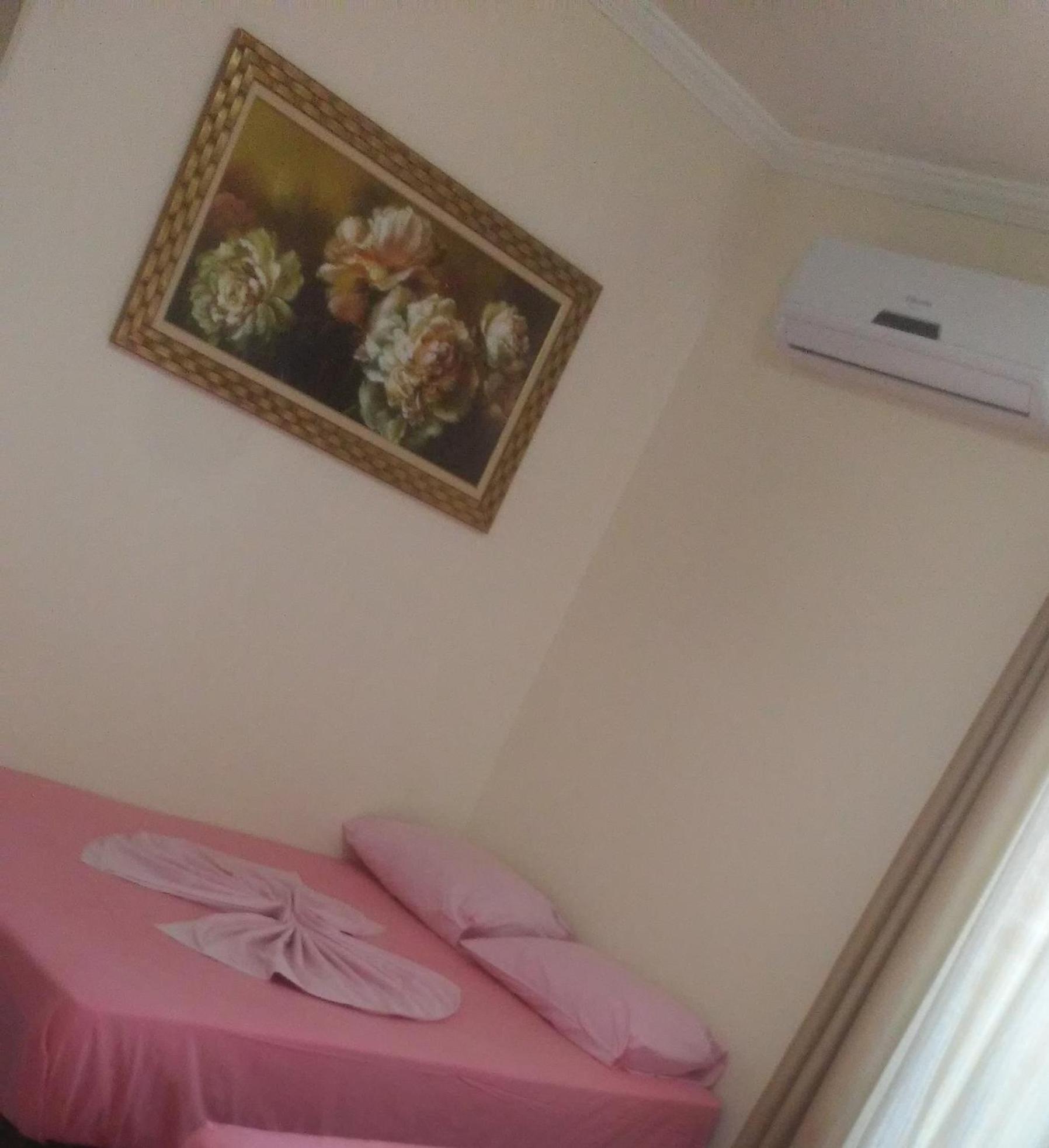 Double Room - Photo 4