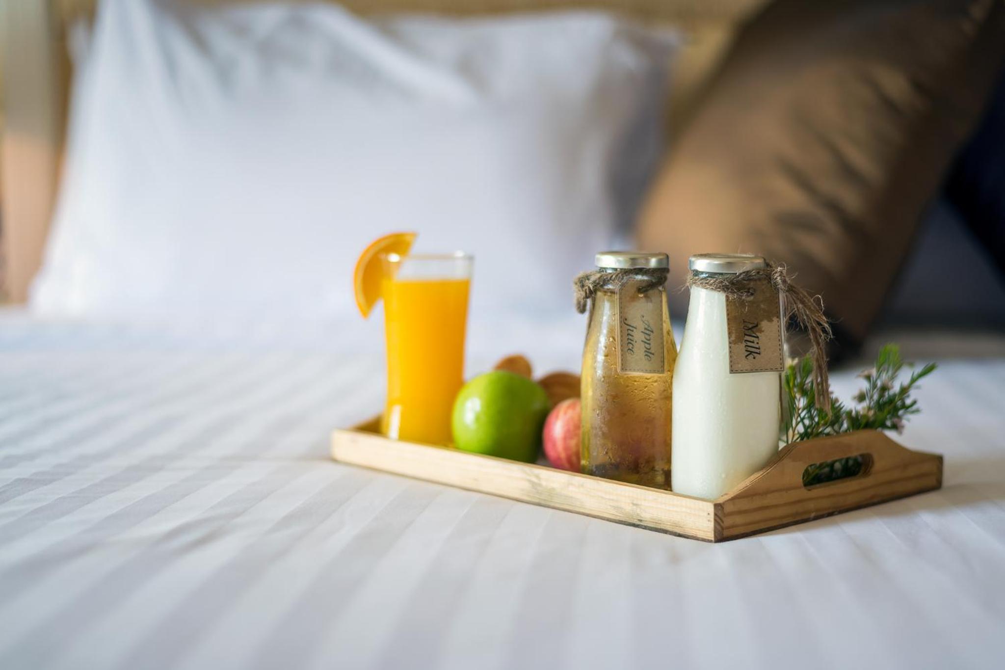Superior Room at Emerald Hotel Bangkok