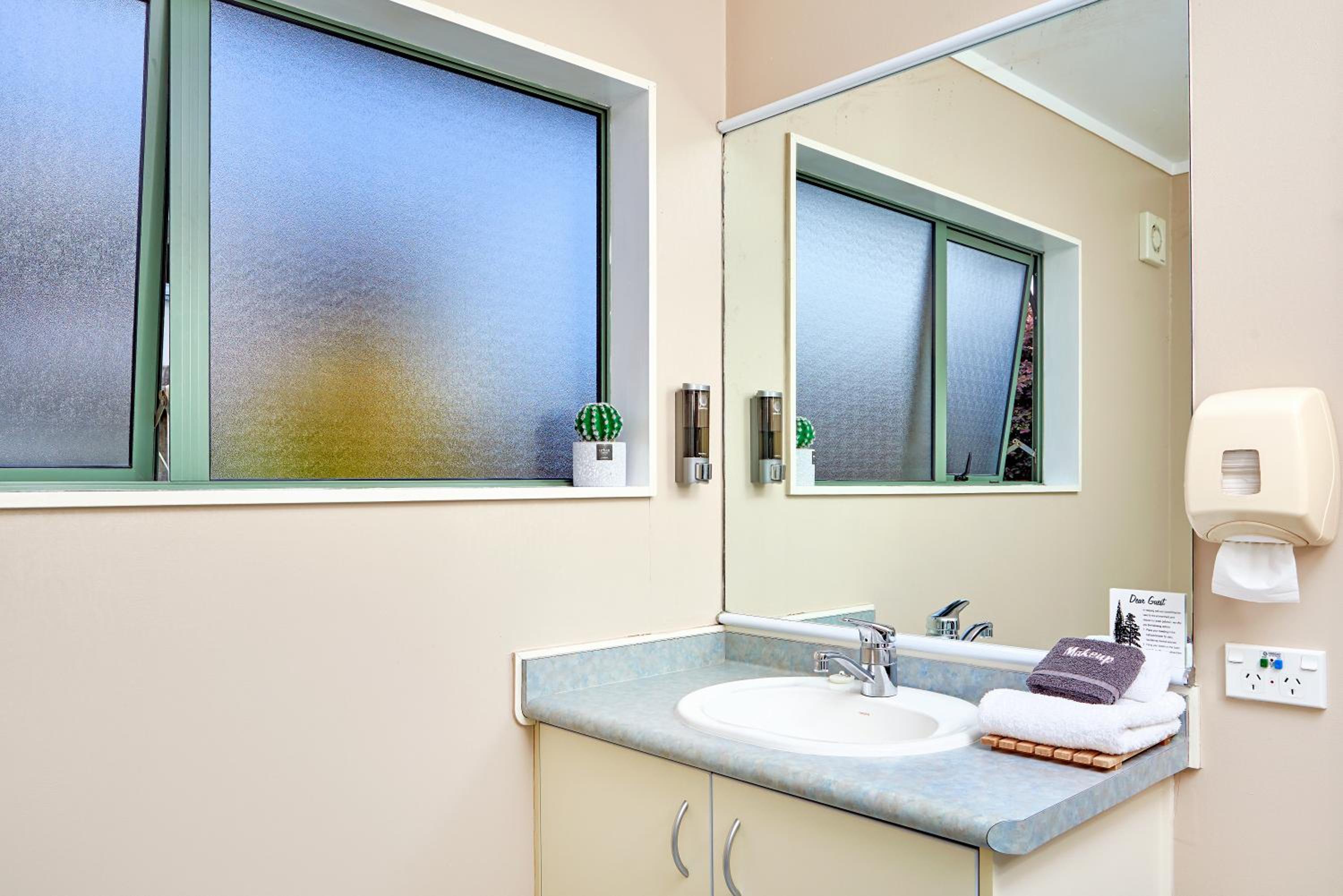 Double or Twin Room photo 2