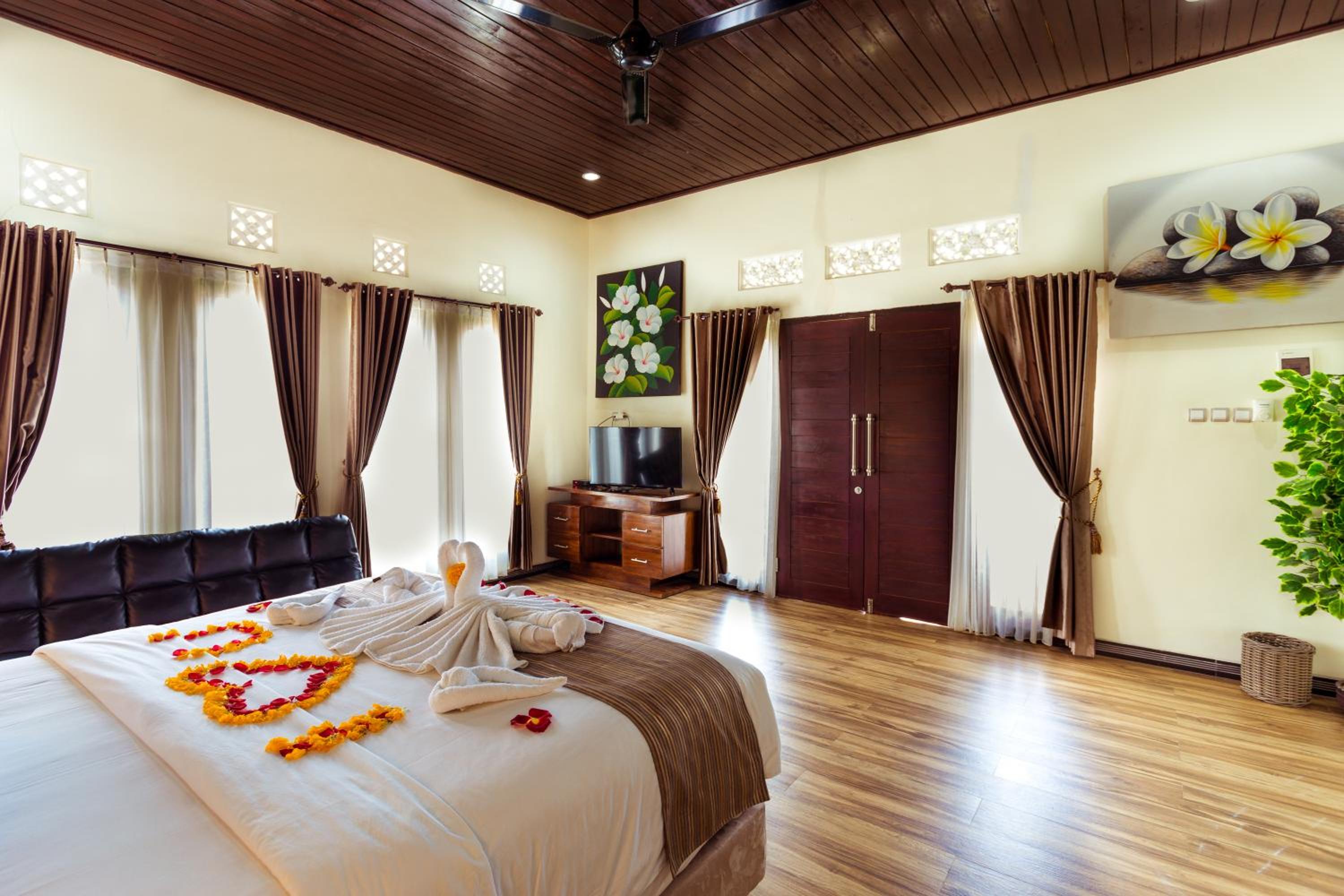 Deluxe Villa - Photo 9