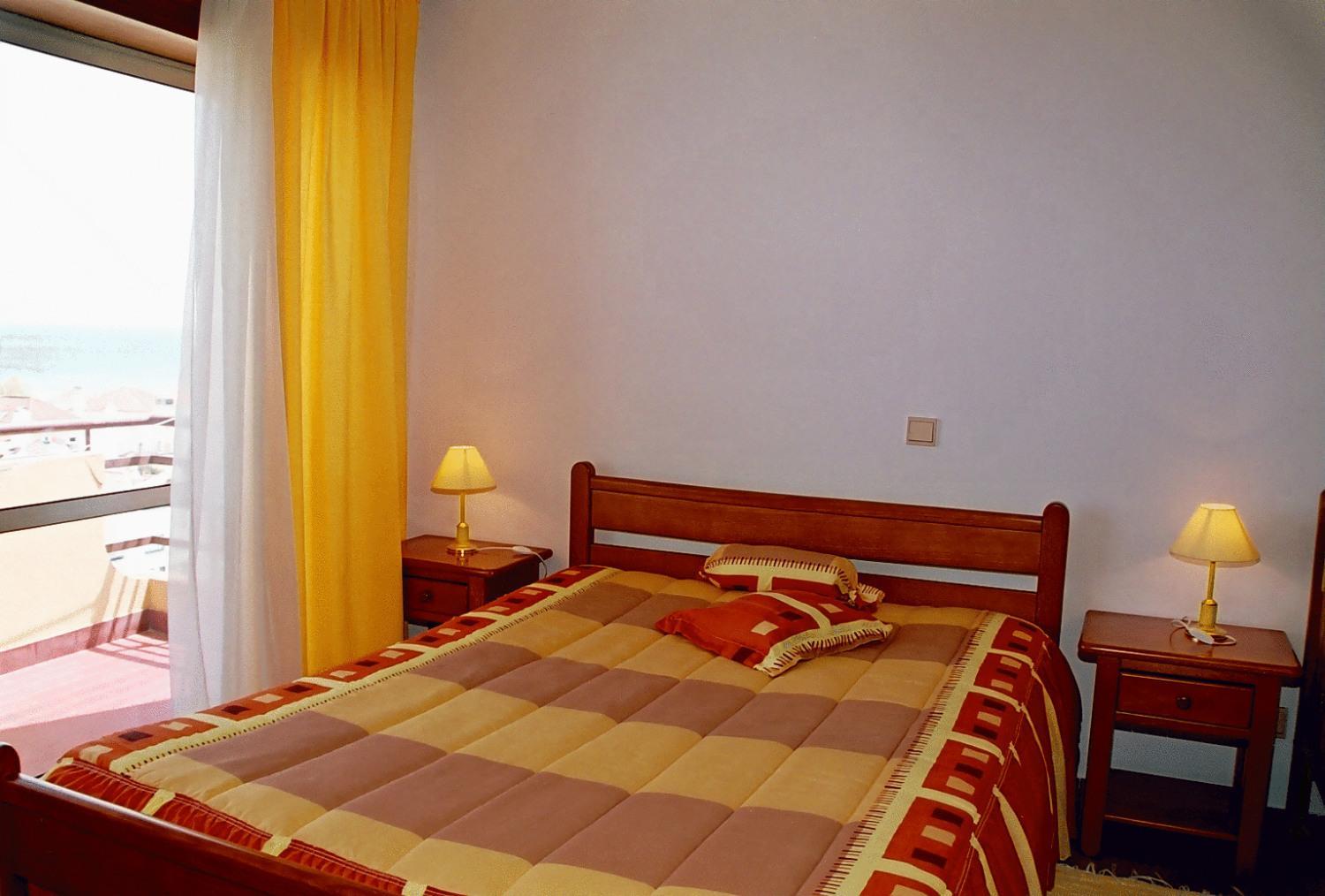 Two-Bedroom Apartment (6 Adults)