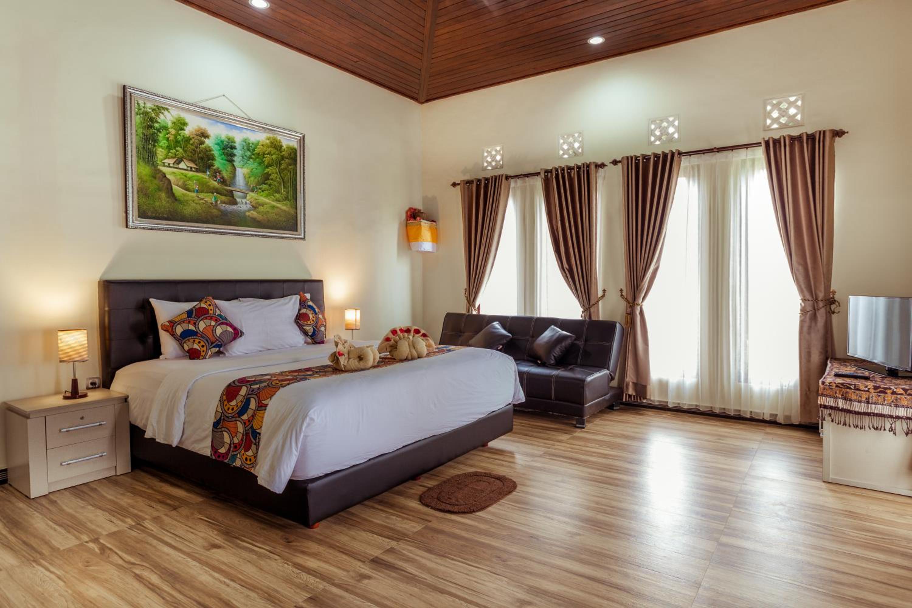 Villa - Photo 1