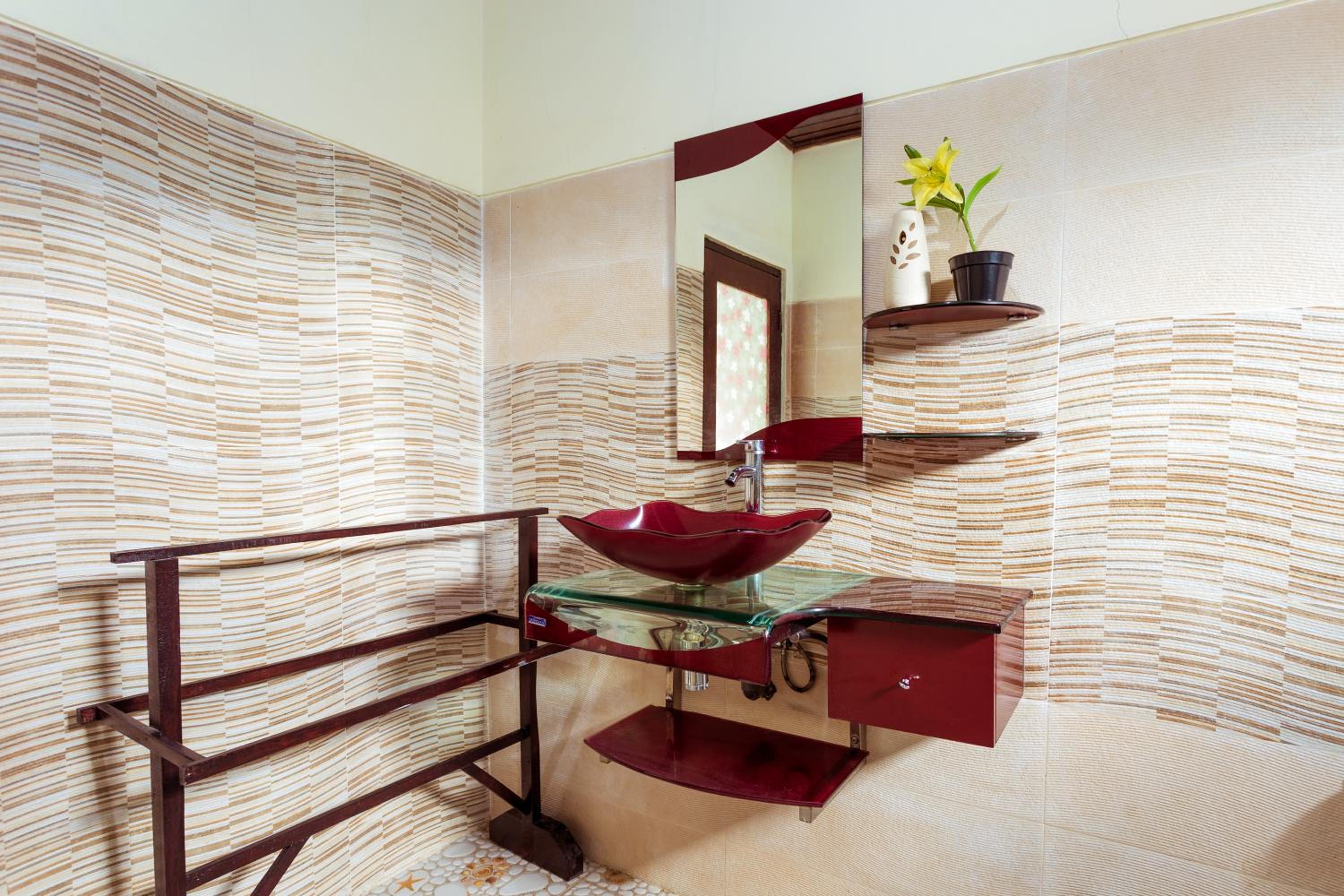 Villa - Photo 2