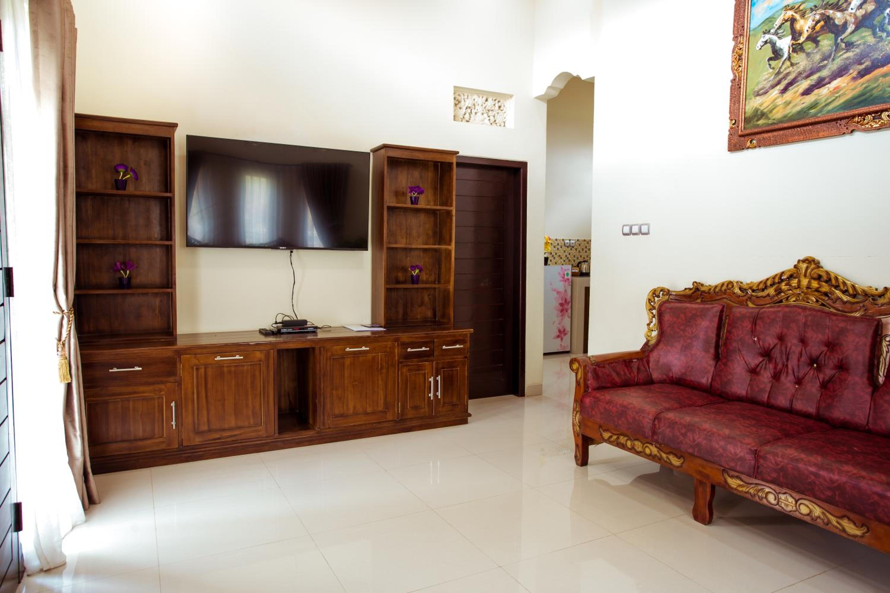 Two-Bedroom Villa - Photo 8