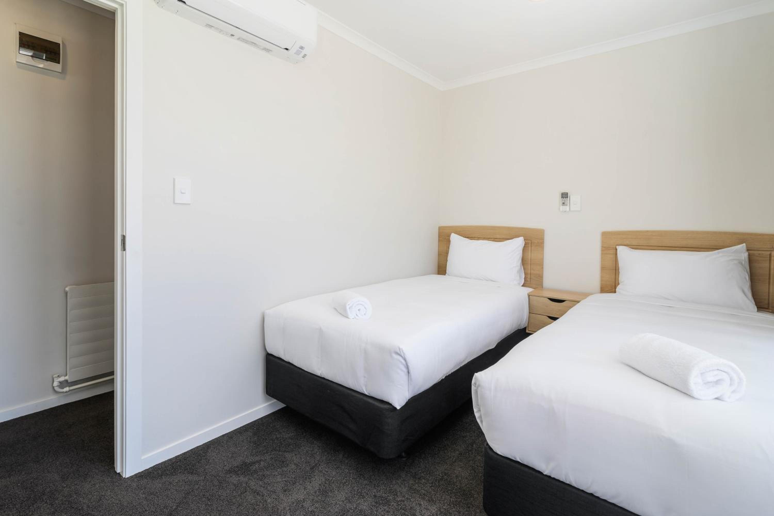 Three-Bedroom Apartment - Photo 3