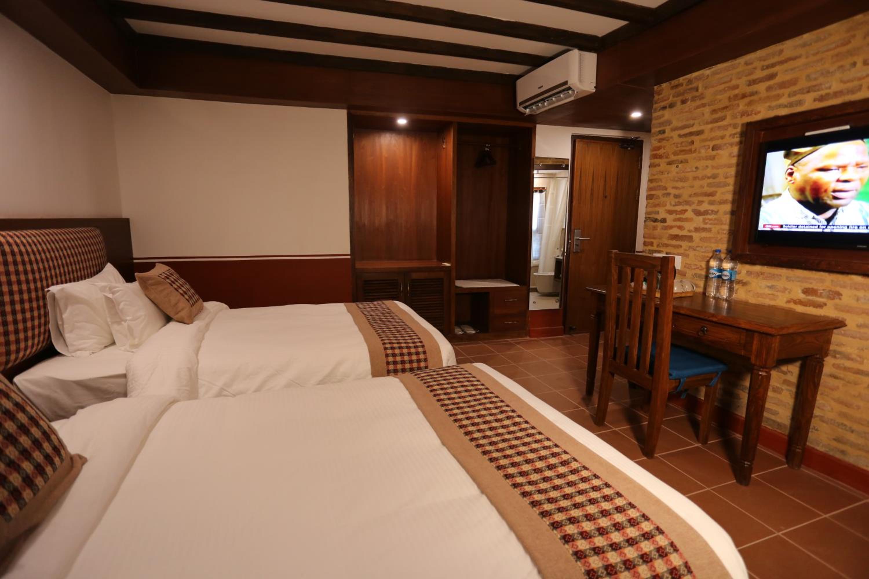 Executive Suite photo 1