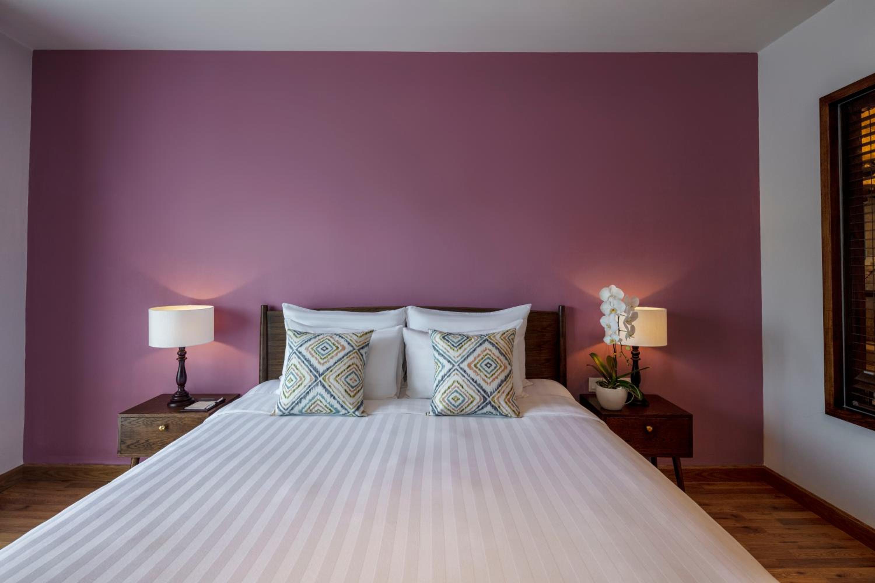 Deluxe King Room with Balcony and Pool View