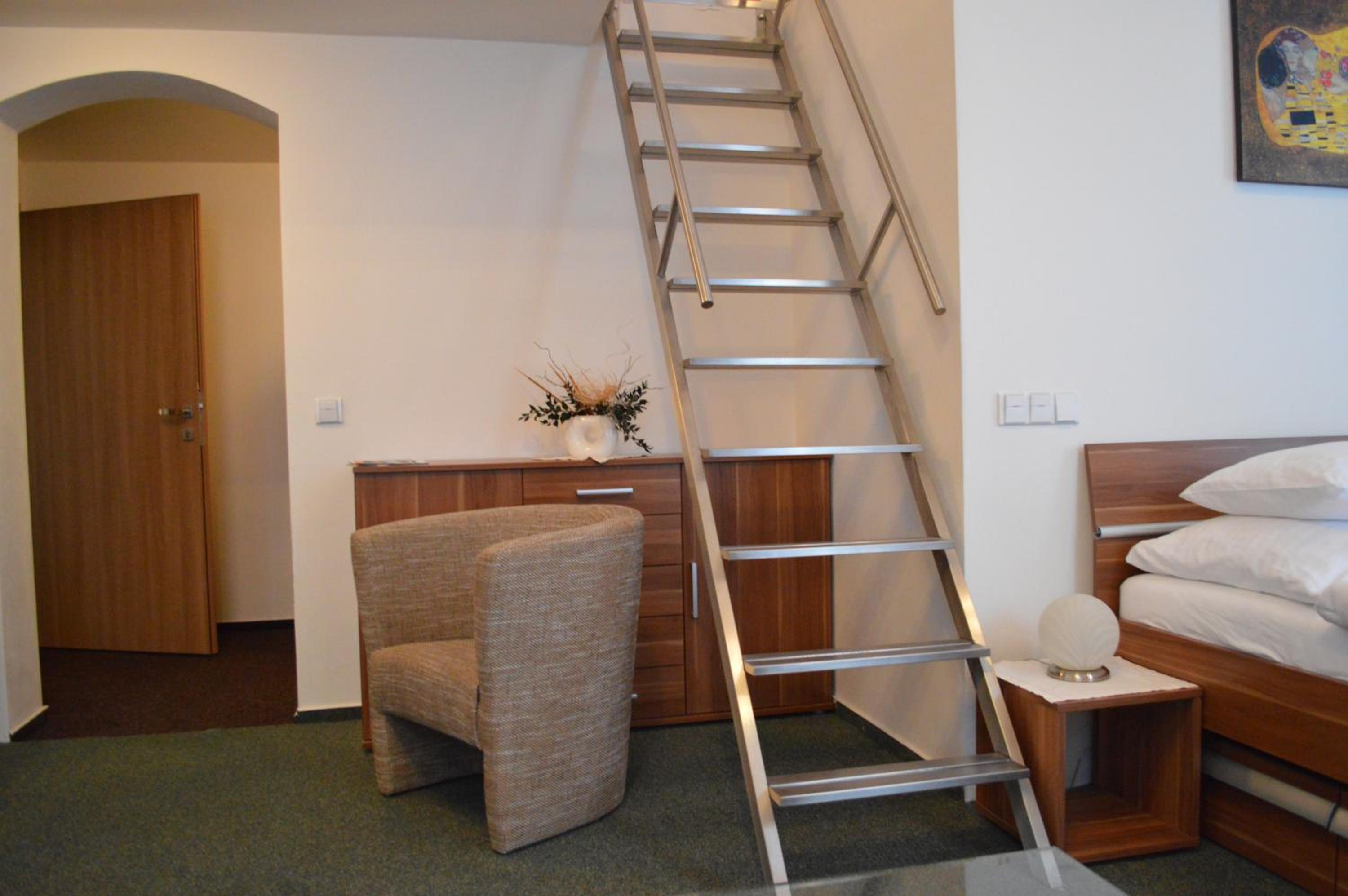 Duplex Family Room - Photo 2