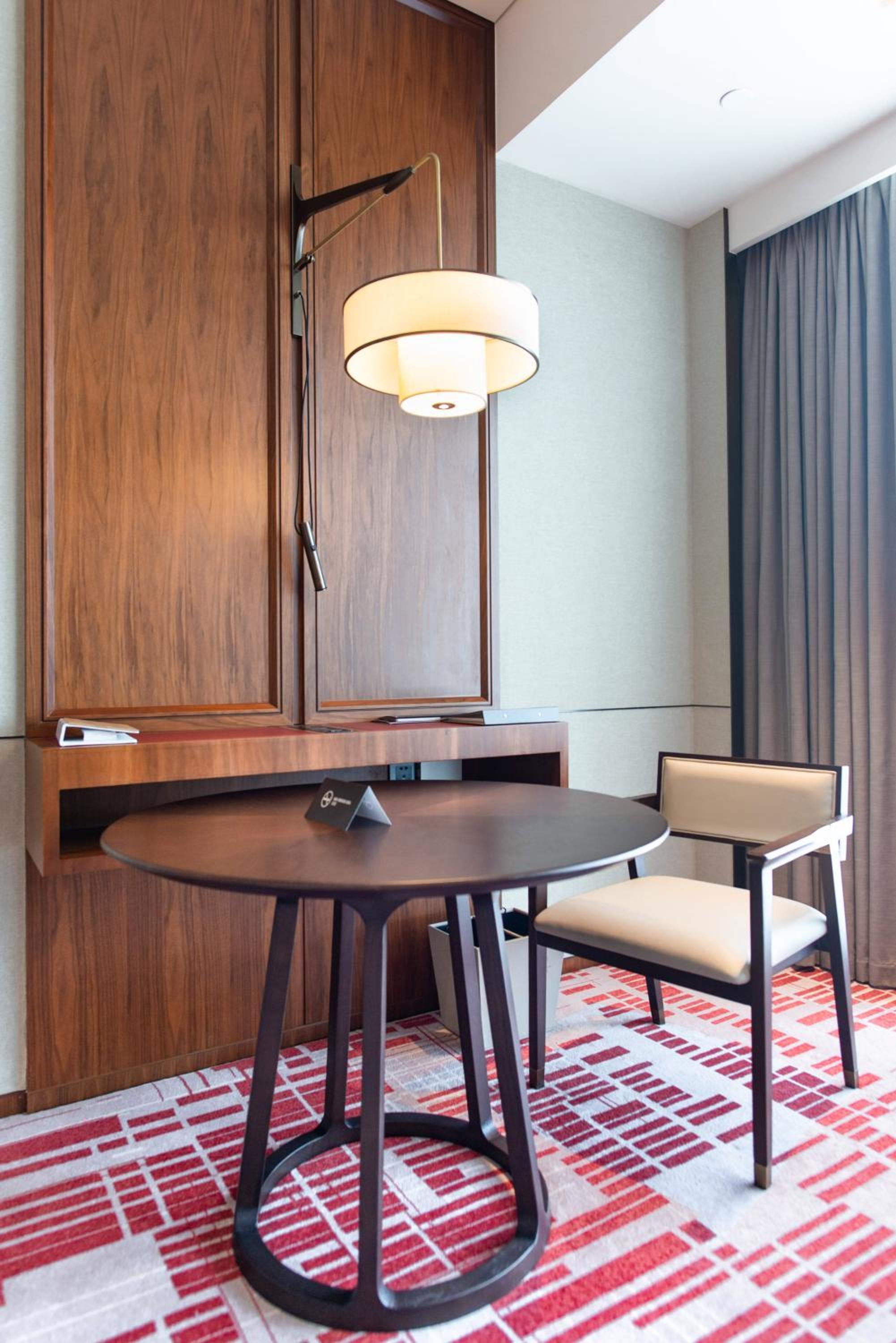 Superior King Room with River View - Photo 2