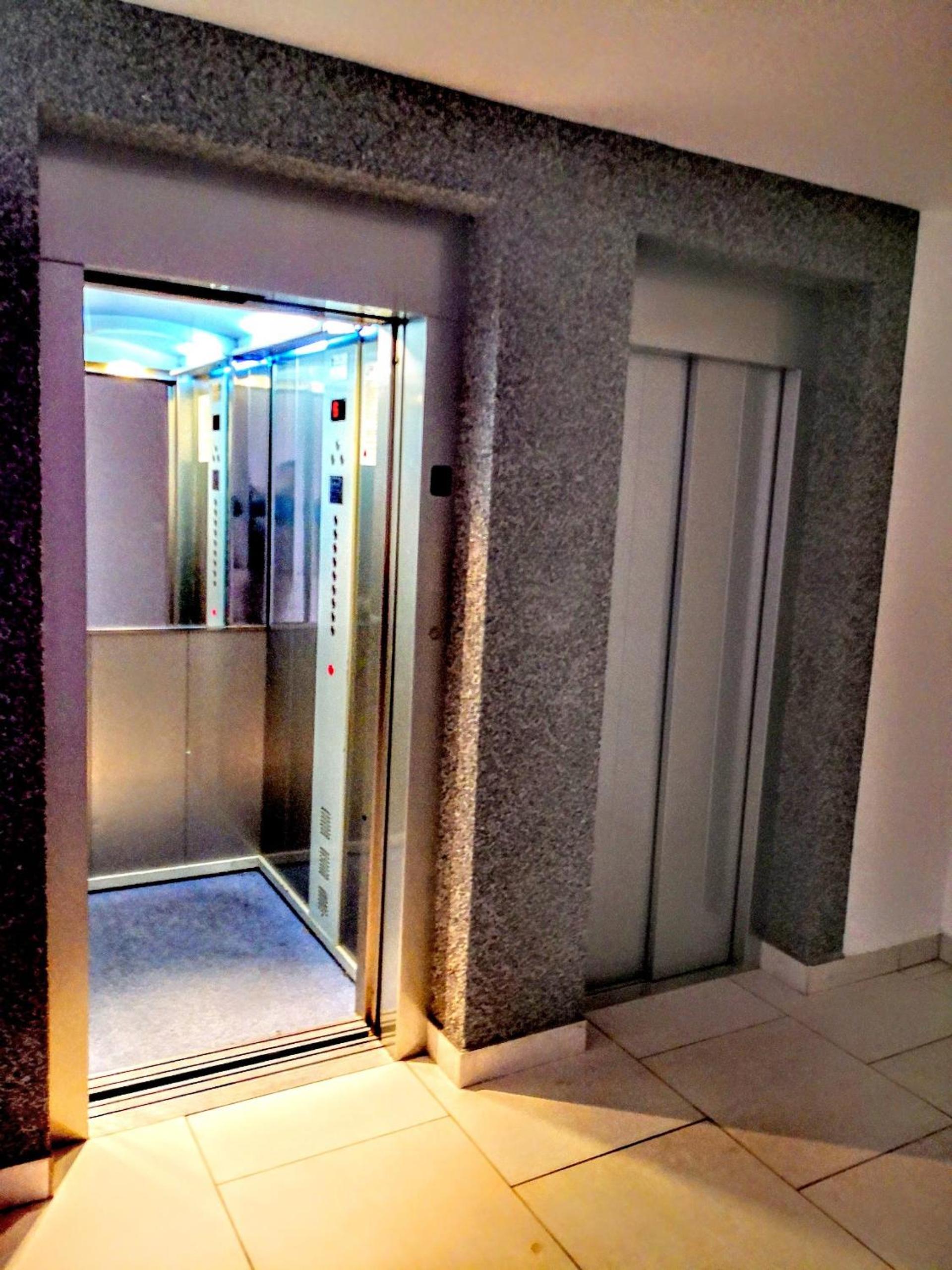 Apartment - Photo 10