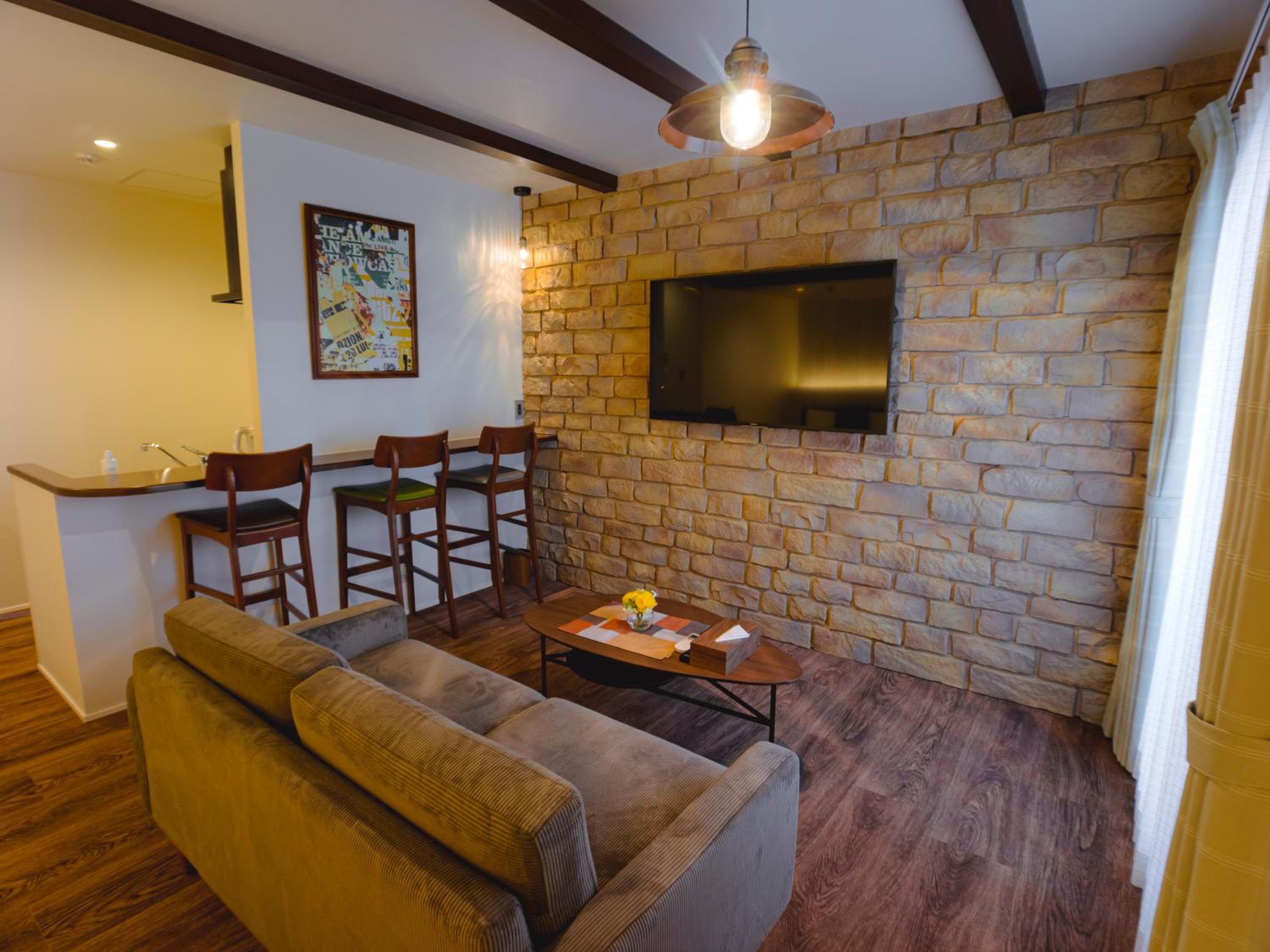 Family Suite - Photo 1