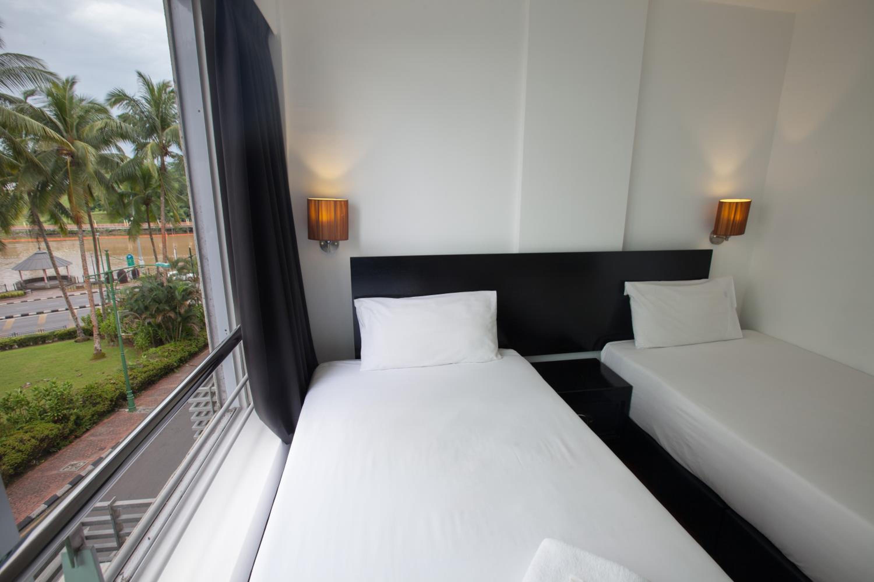 Deluxe Twin Room - Photo 4