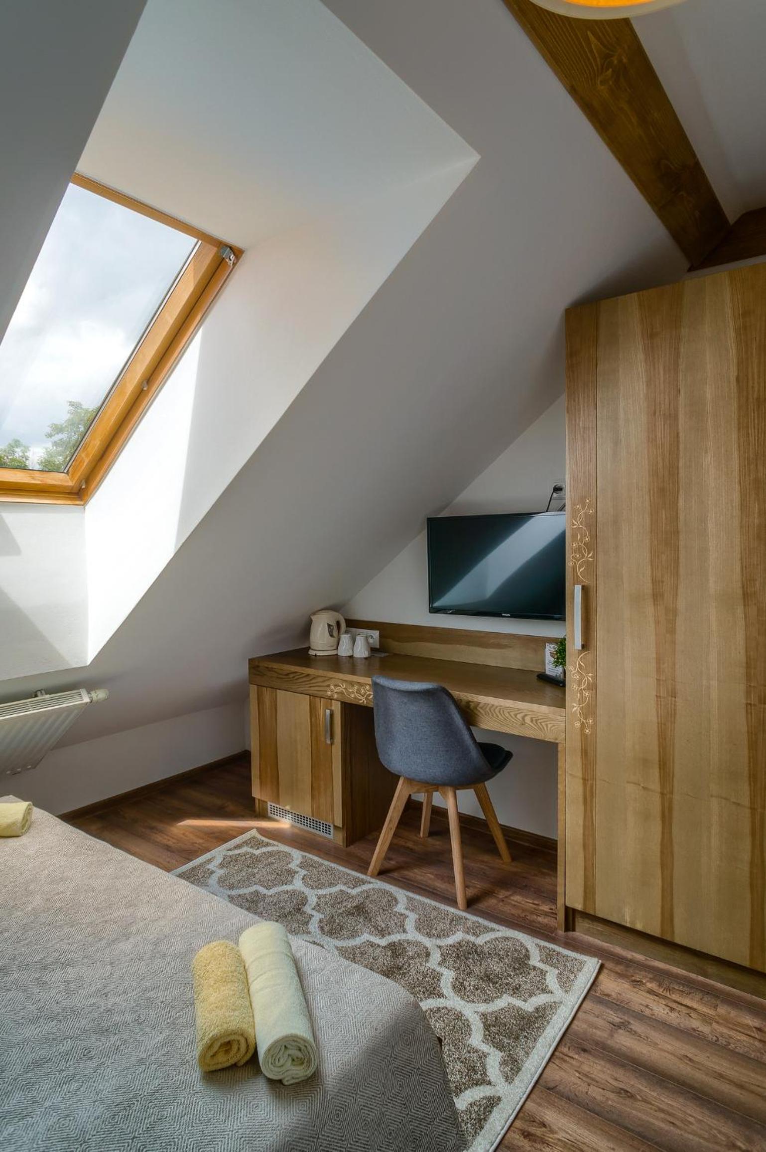 Single Room photo 2