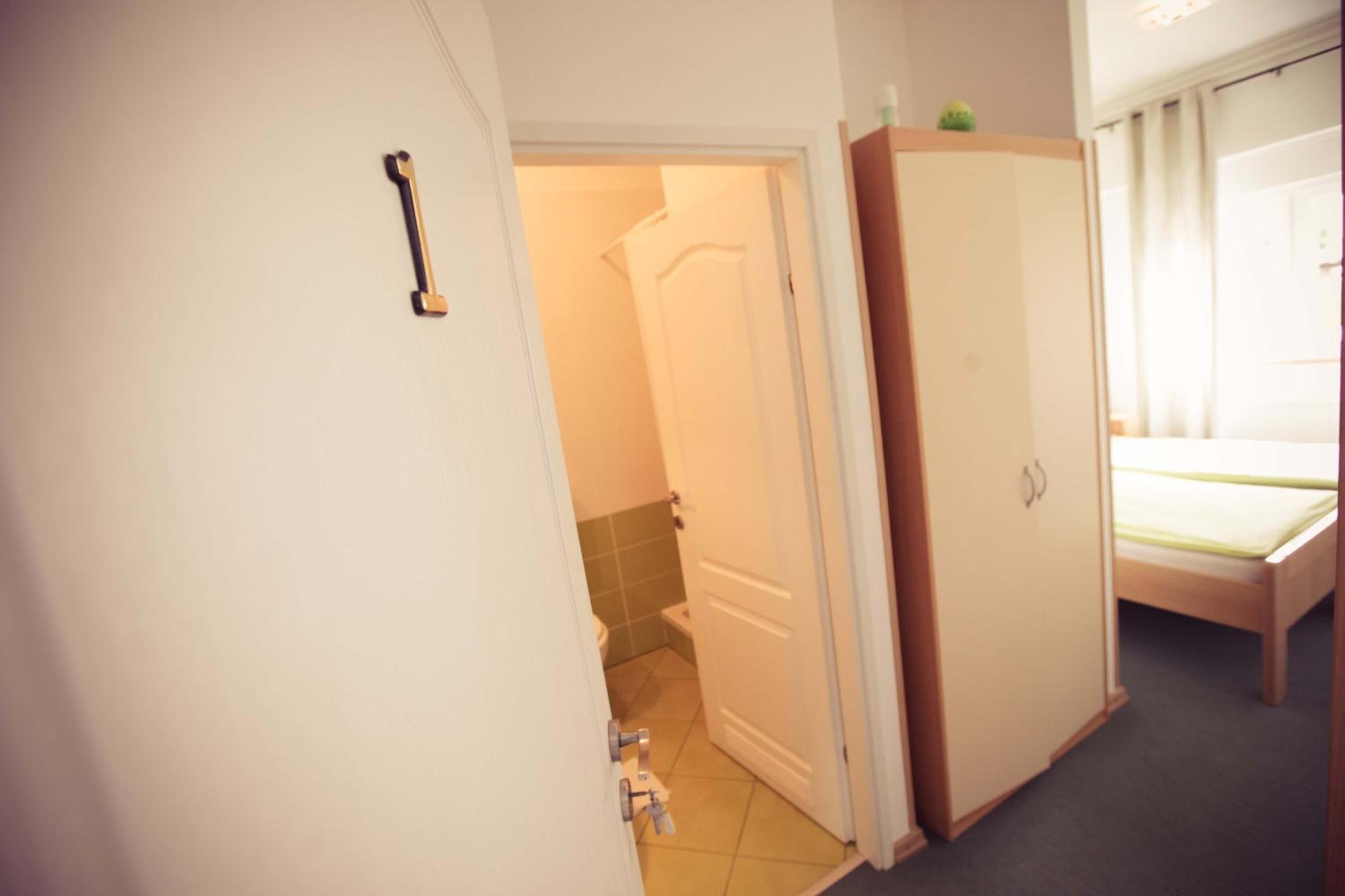 Triple Room - Photo 2