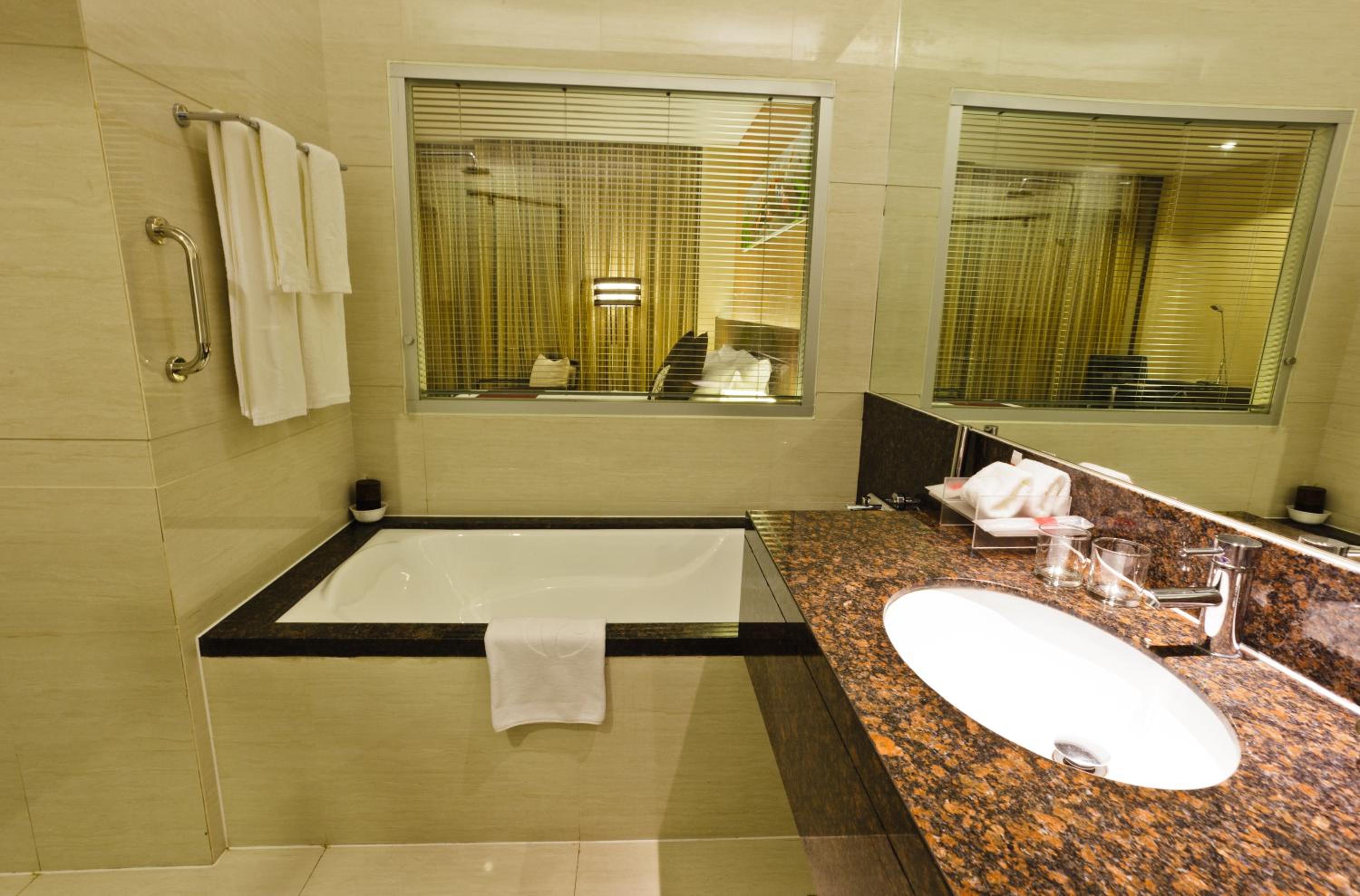 Executive Double or Twin Room - Photo 2